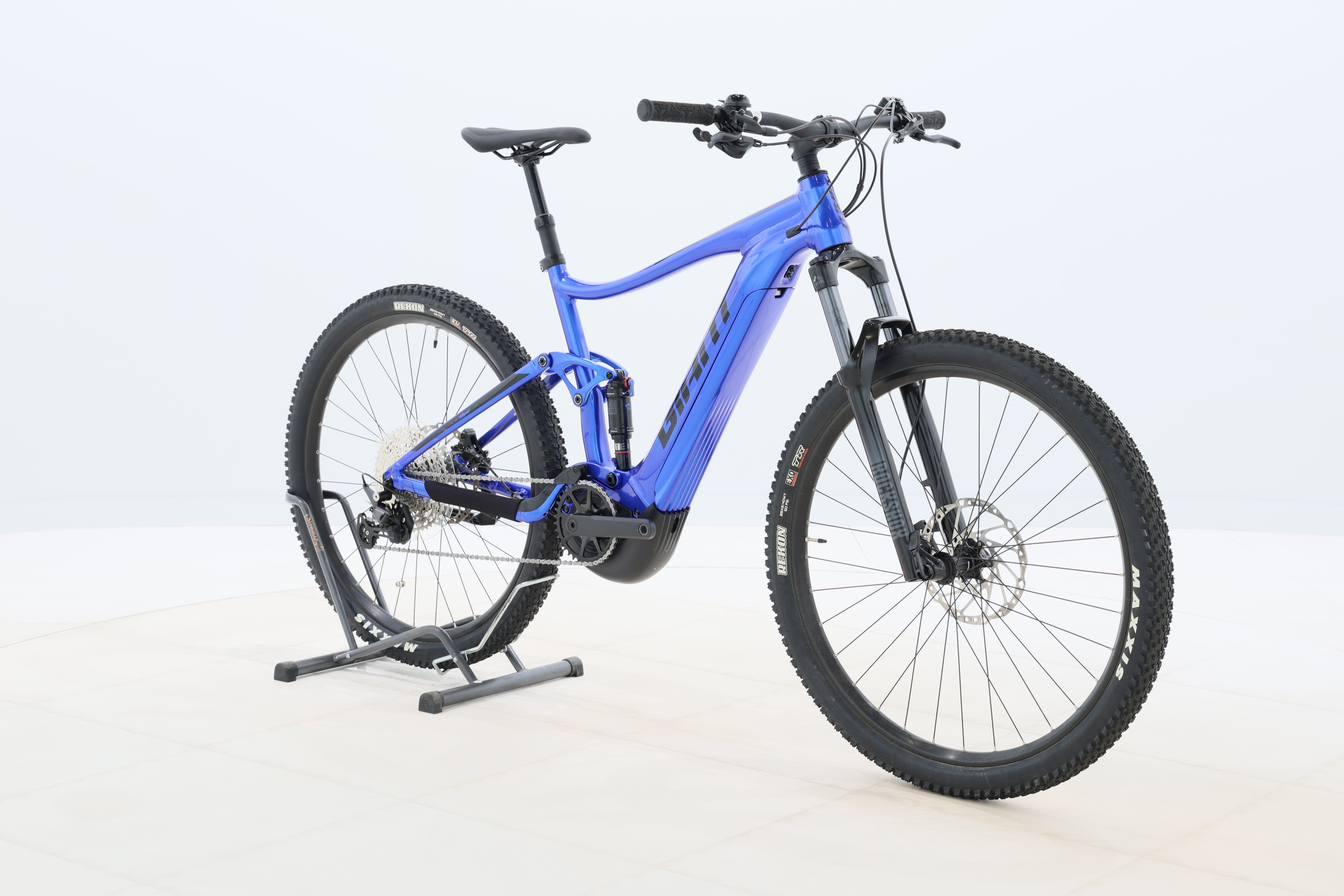 21beb2f8-e21f-4935-9b61-1bff58f84922