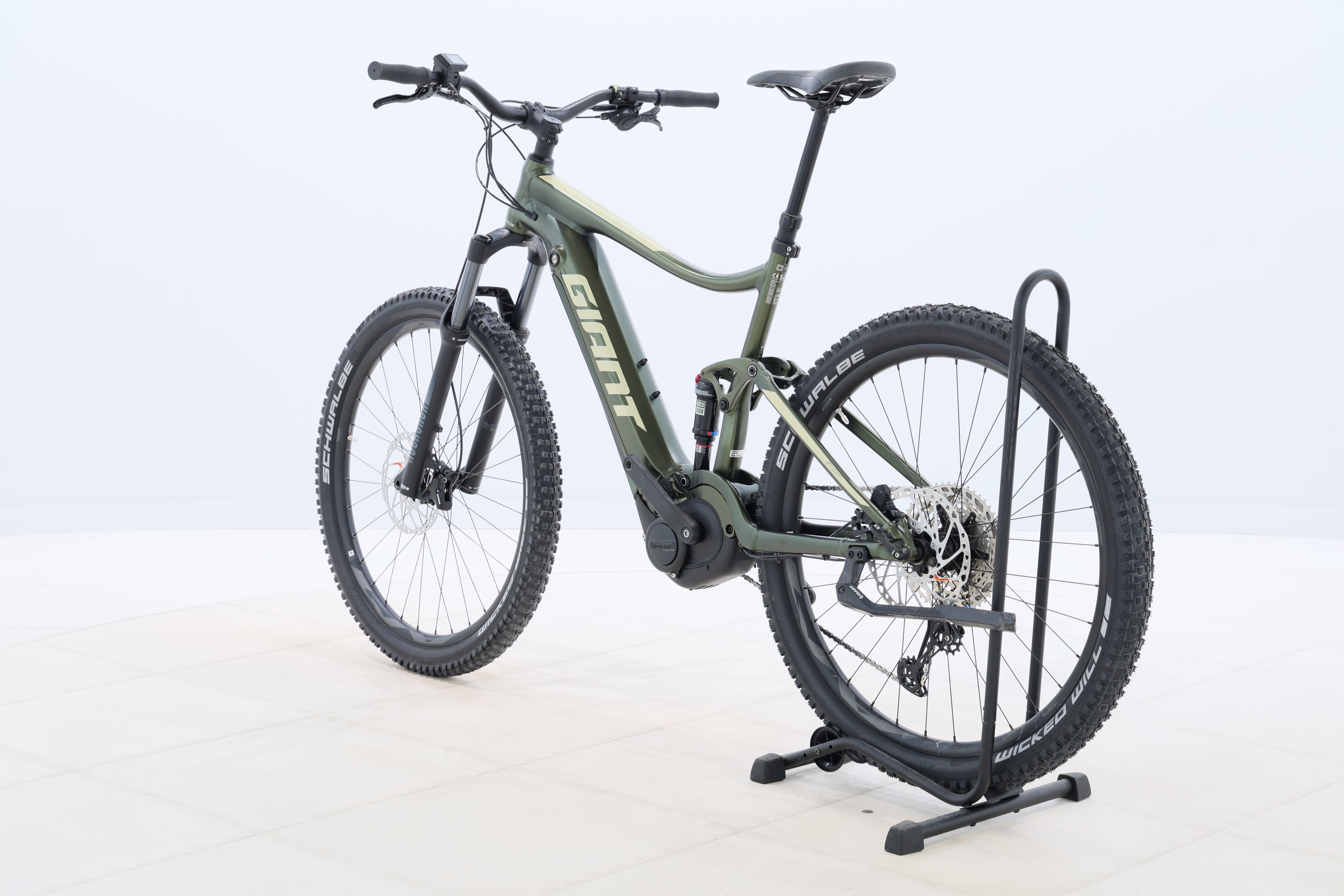 99e0b6ac-d20f-49bd-8f78-b39e567aee11