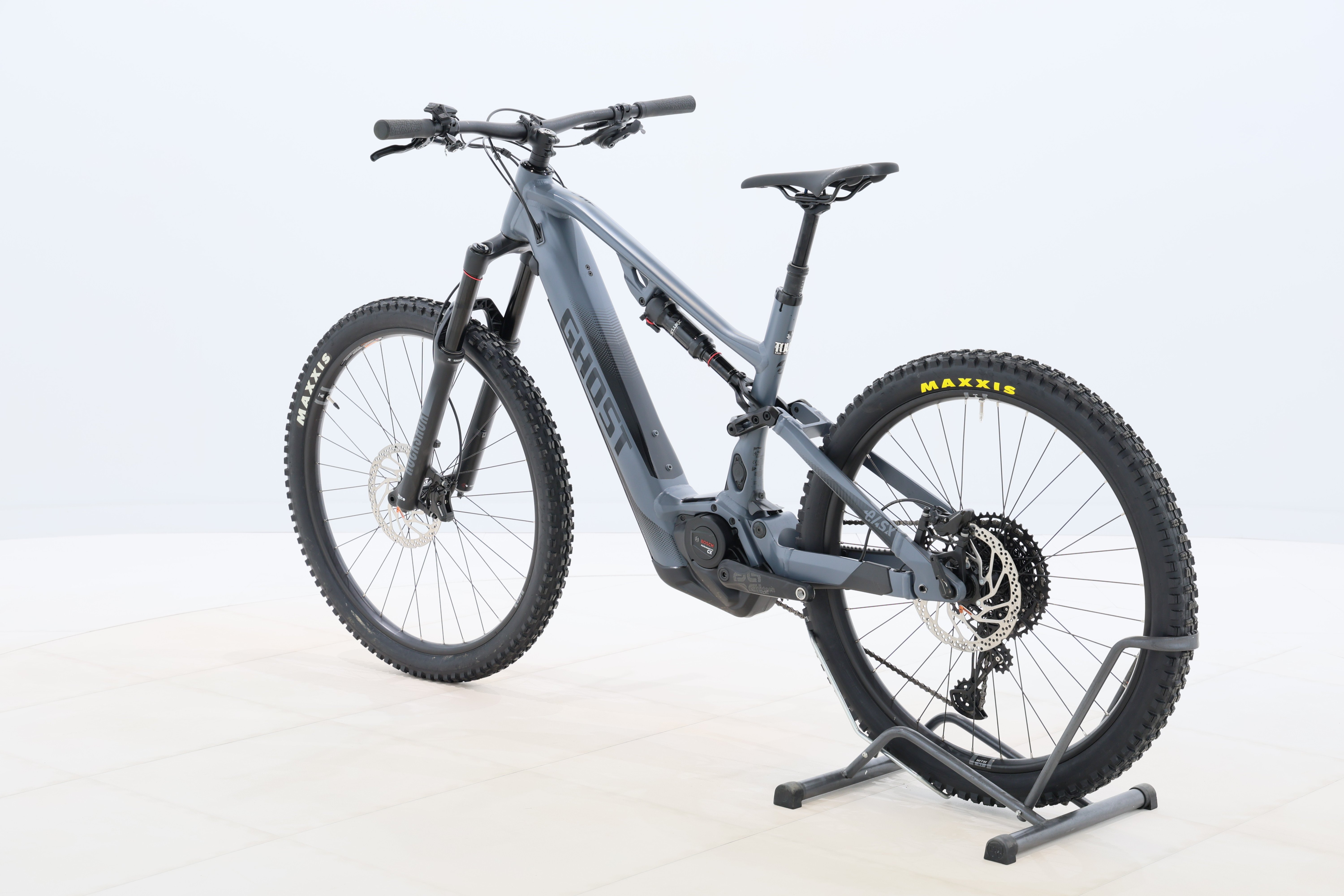 51e8dc42-9d0a-4d9c-8639-1dab827b3edc