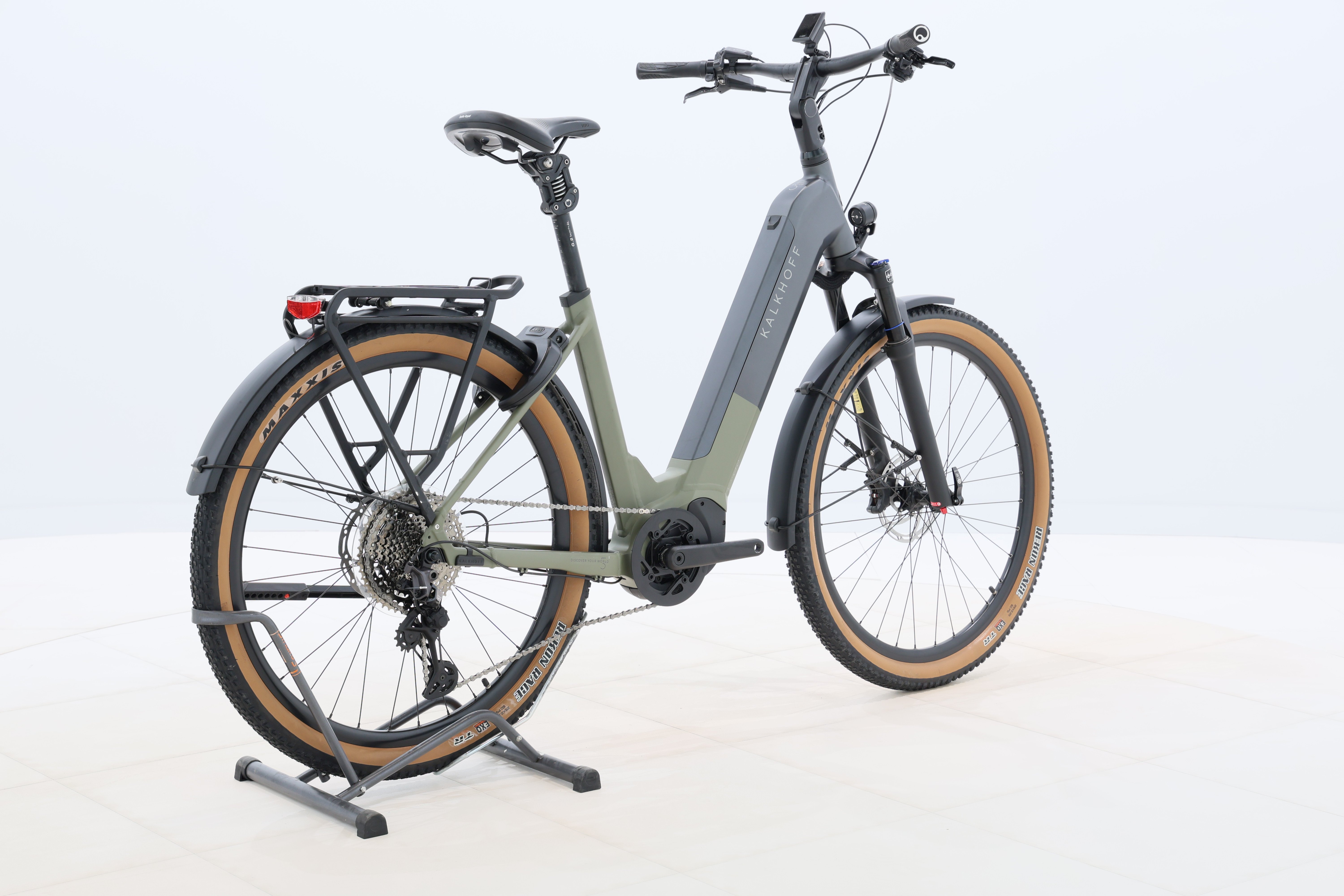 dcf44de3-e2d7-4864-b6ef-378e7654eec2