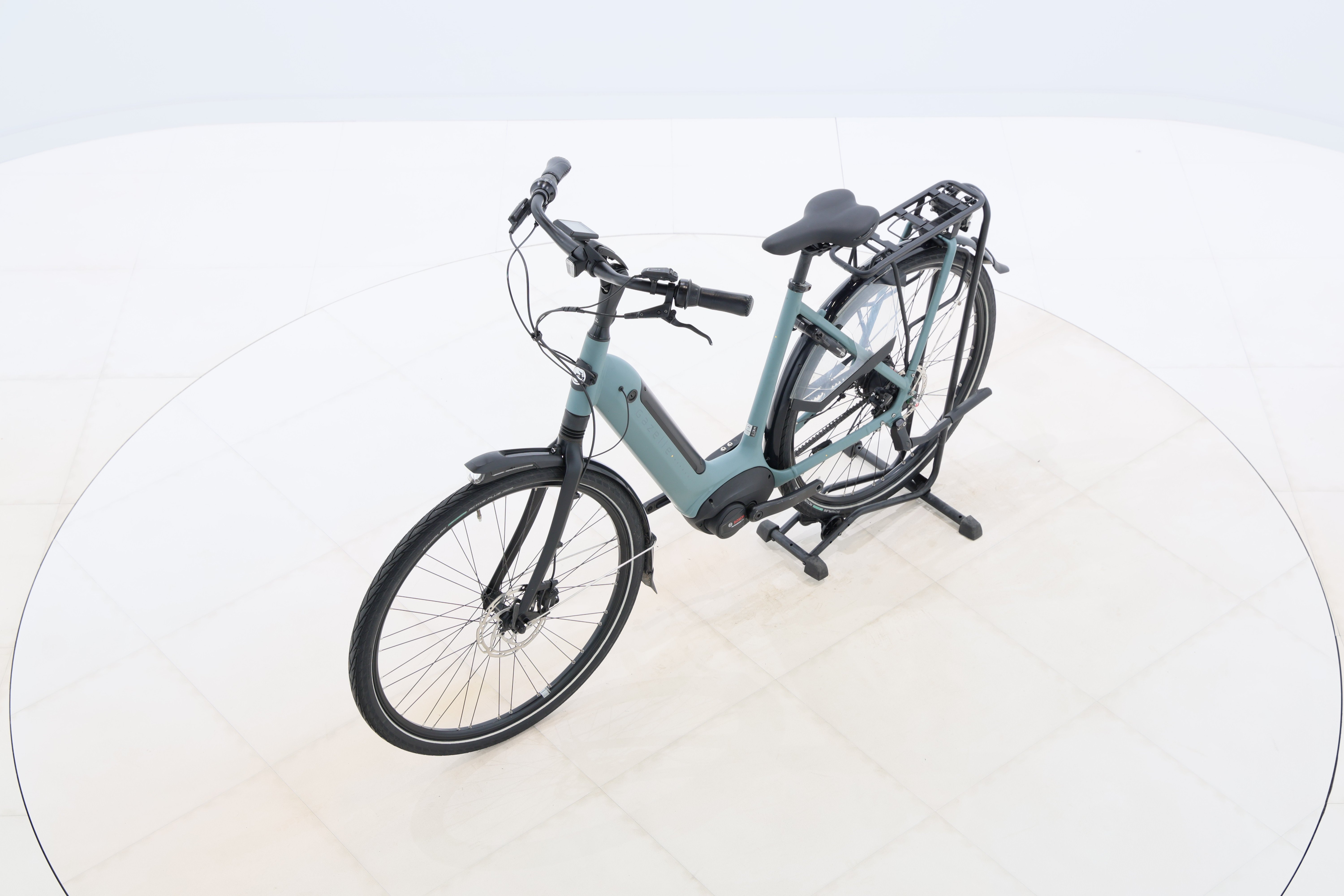 f6e8110e-a70b-4928-aa9f-ff9434a4a7de