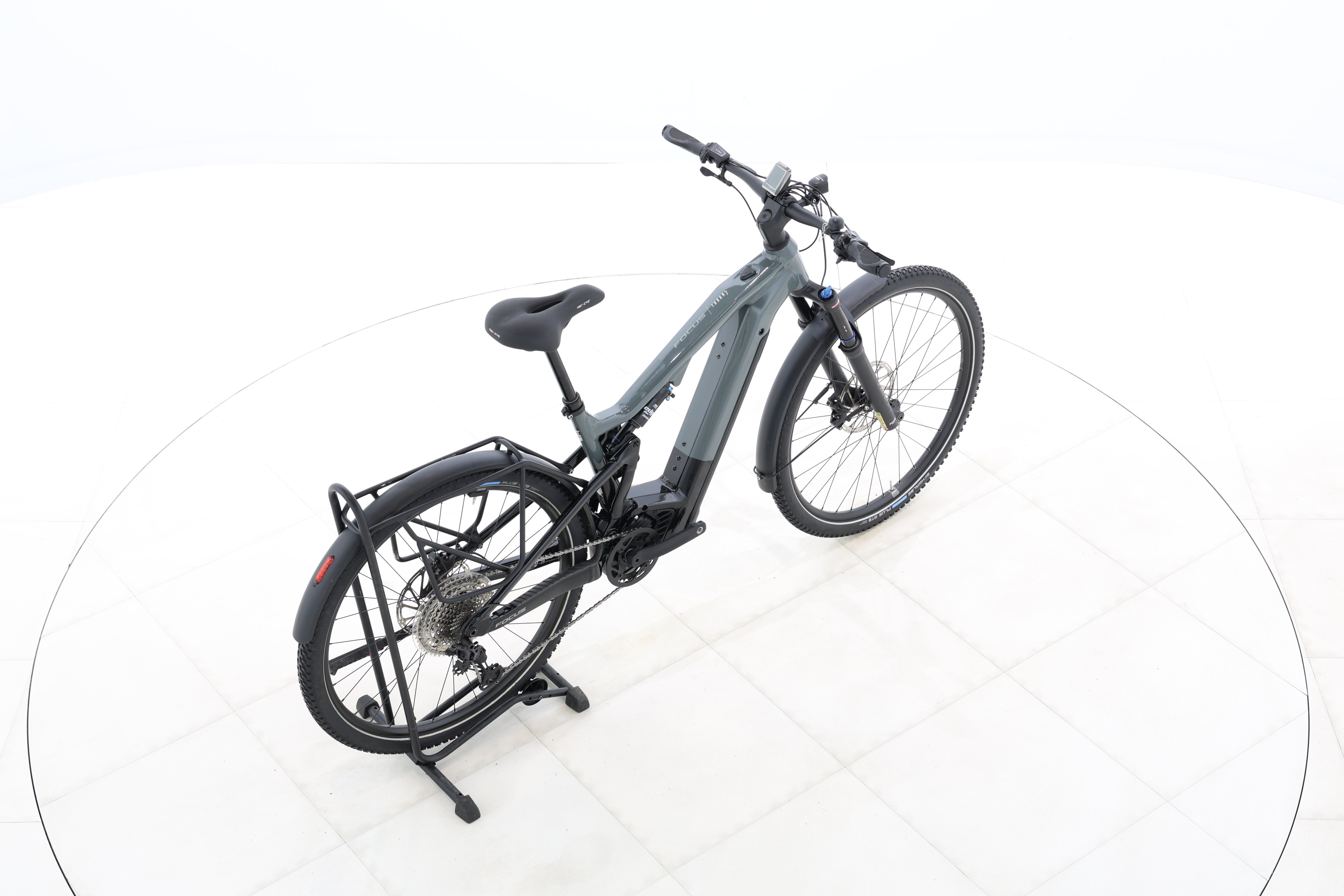 cf1bddef-86df-48e1-ba7e-91881bba20e3