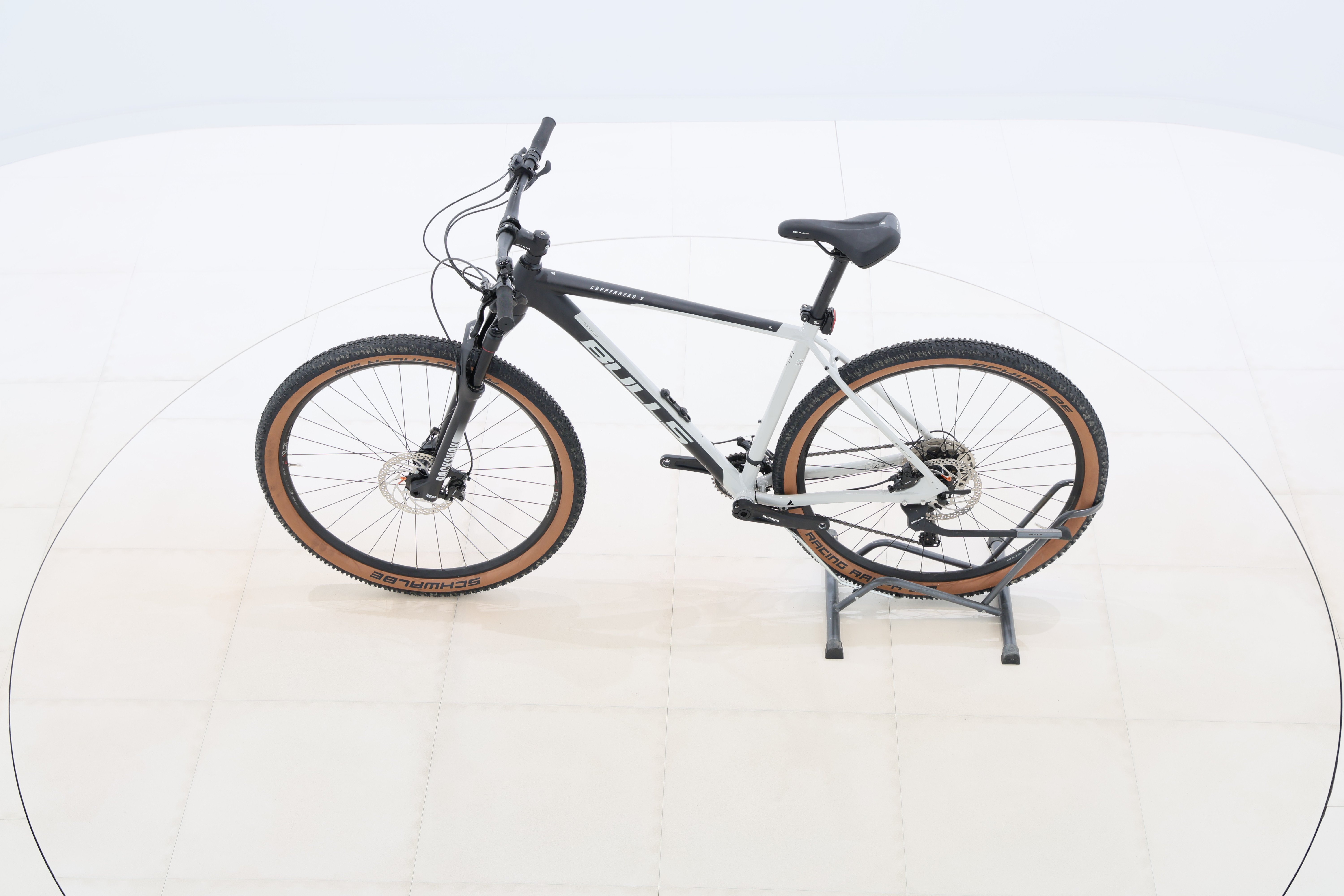 b3ec0740-3ccb-4445-b464-d6c6c56d135e