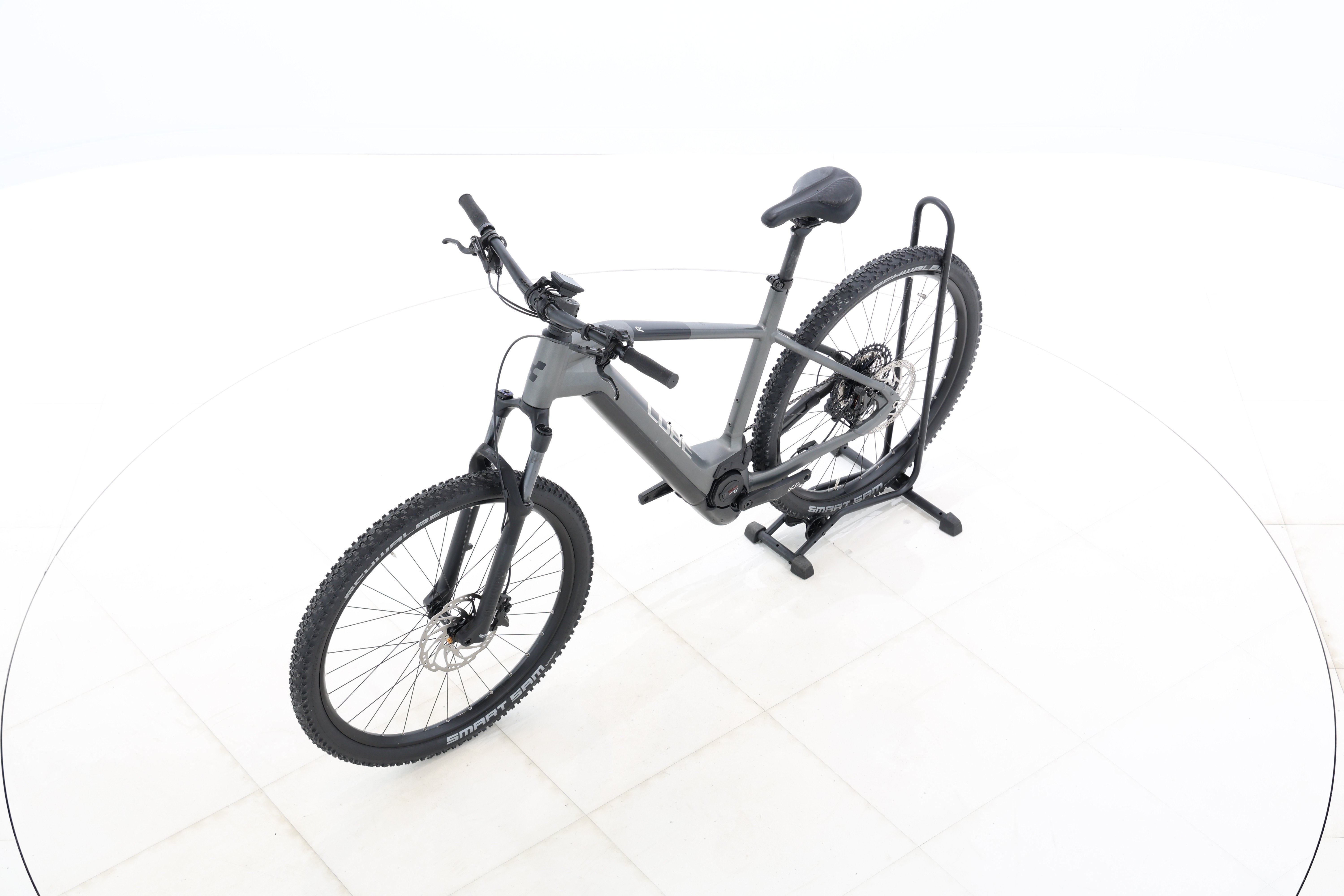 cd33bc18-0c43-462f-99d4-d846e63db86d