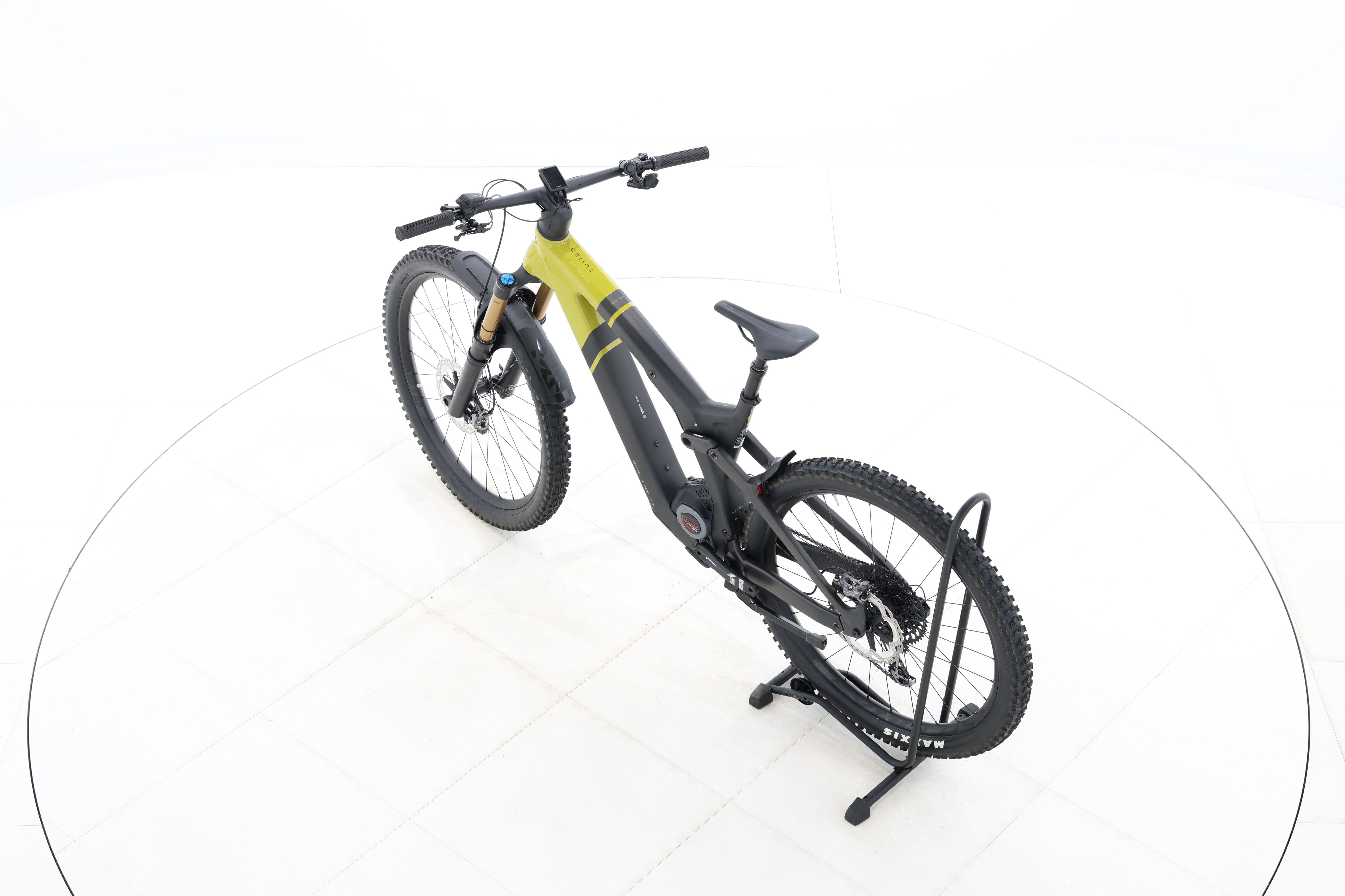 79fc3aa1-32e8-40e1-aa76-b3241f2a34de