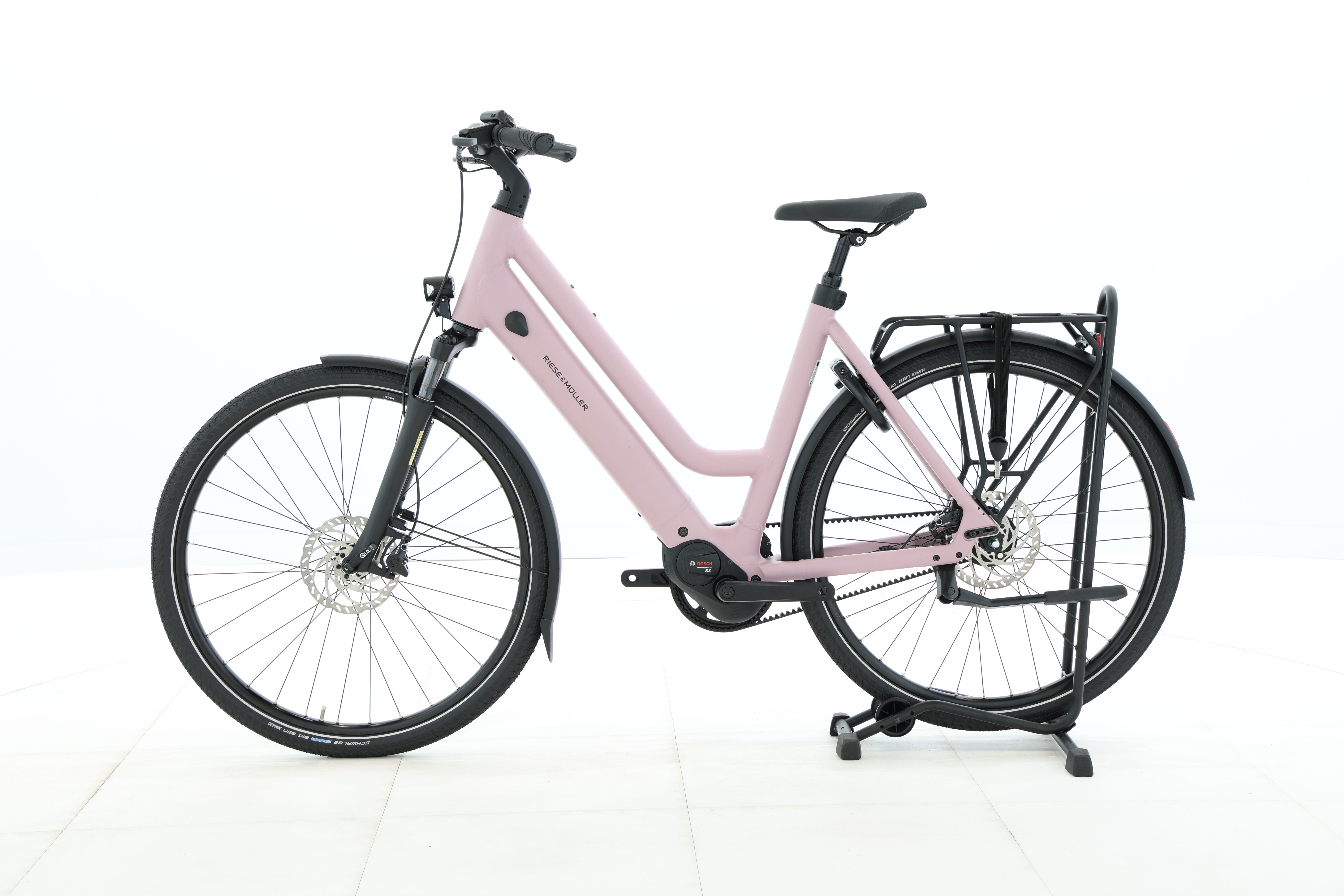 926c9a88-c3f9-4a8a-b852-04fb0c8e45de