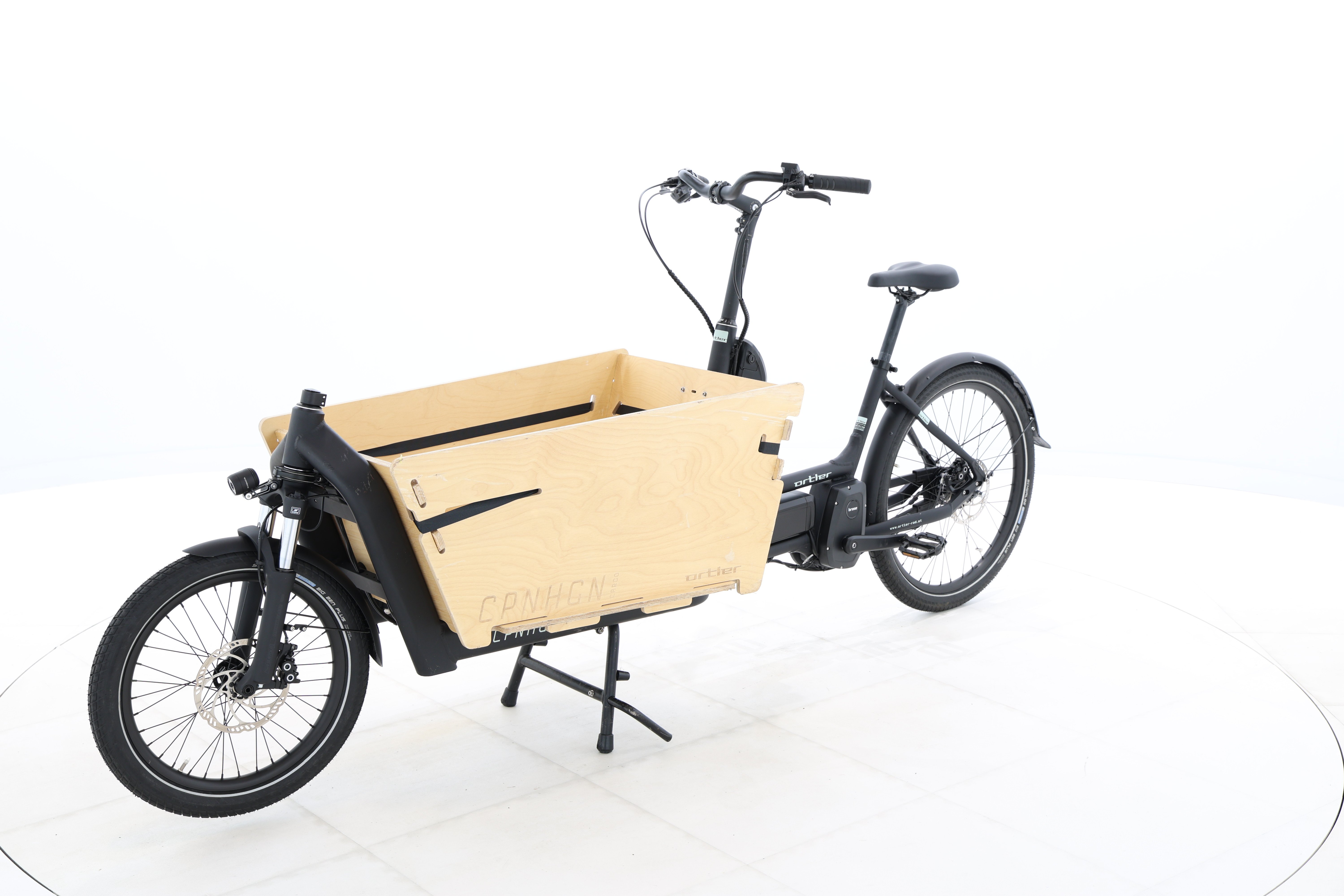 302ed702-eaed-4993-ad43-9e00ebc52718