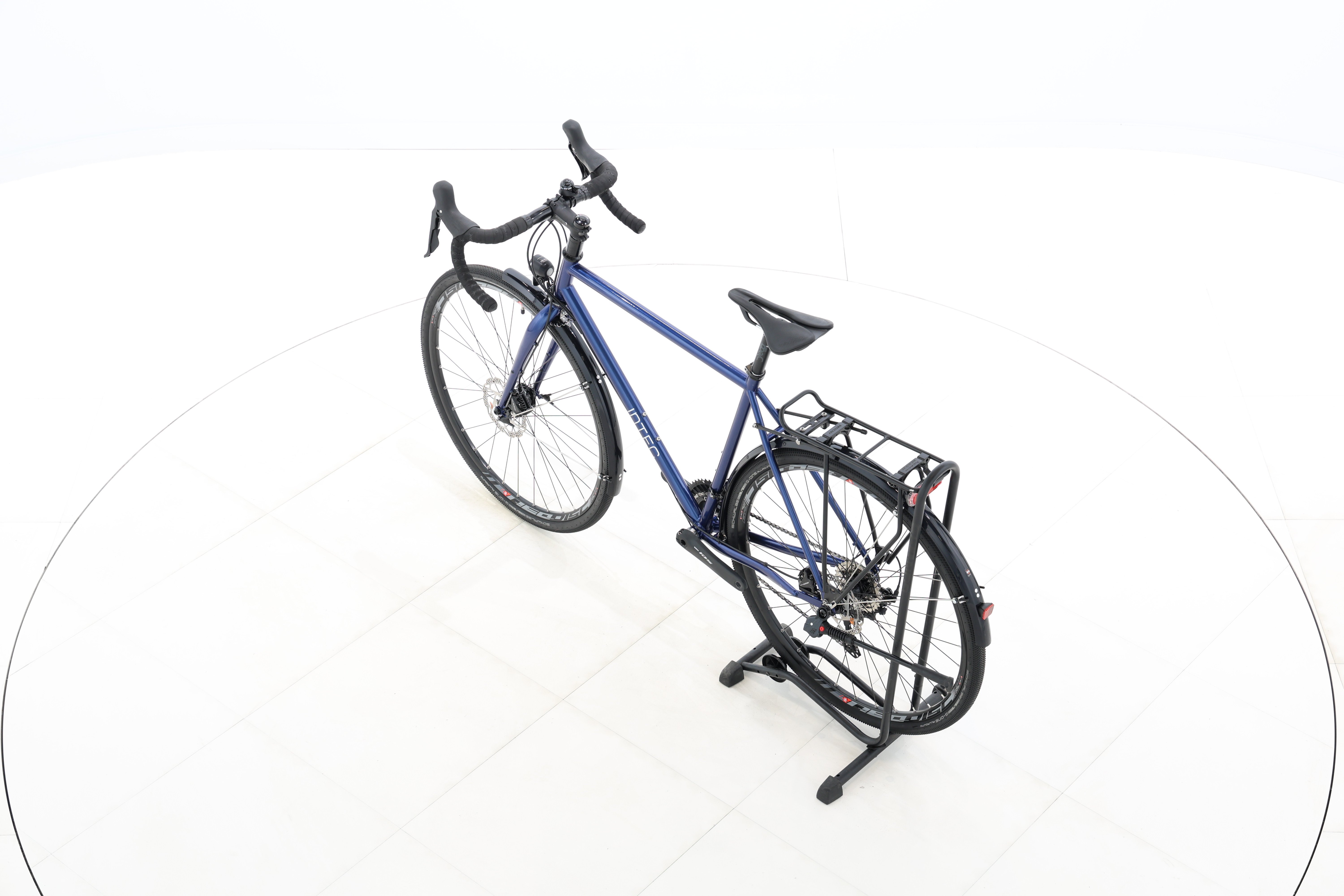 807d60ce-44d3-4b56-b4a1-652d9b46f0db