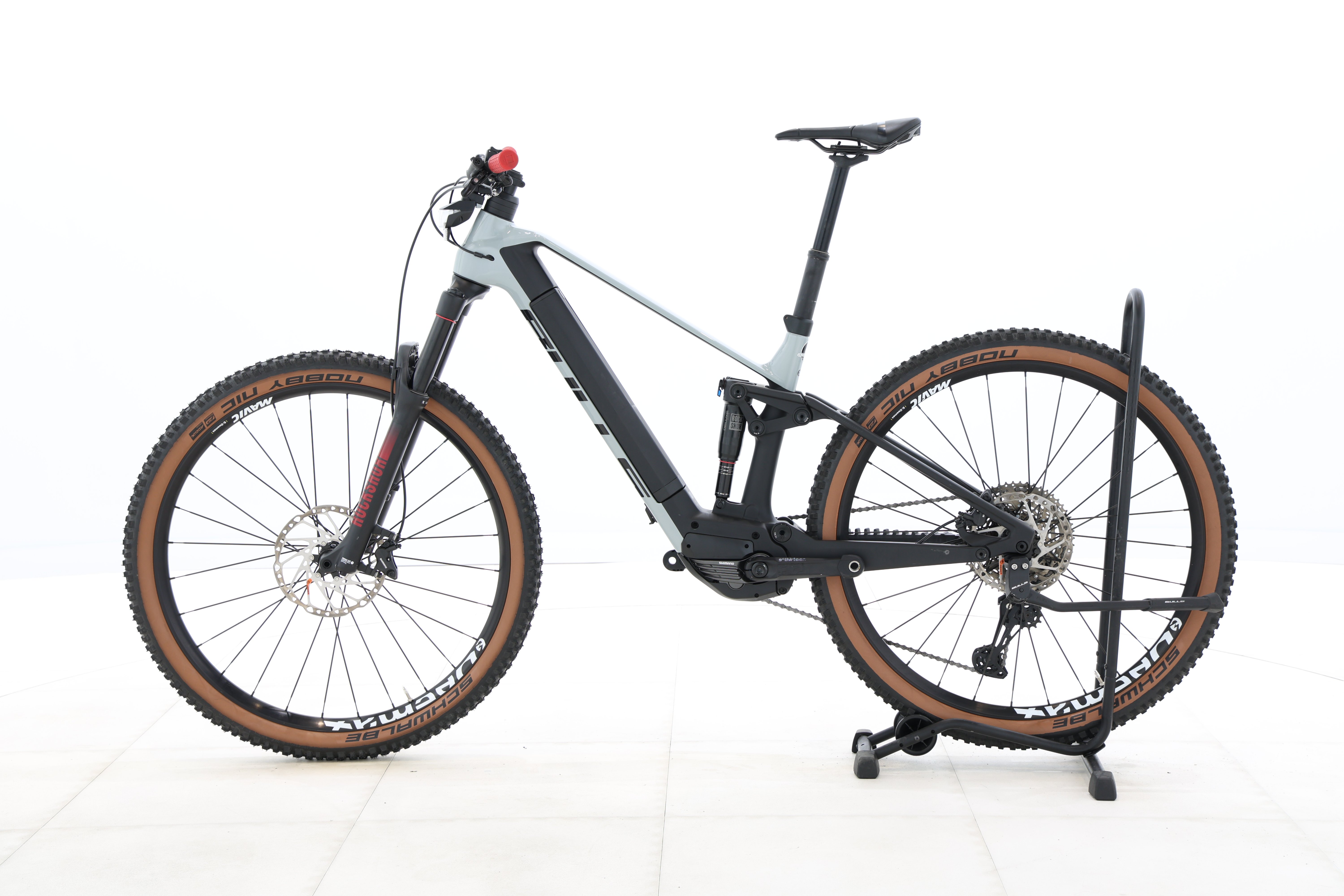 2a0ded27-ba12-4a6d-a768-9d507c846449