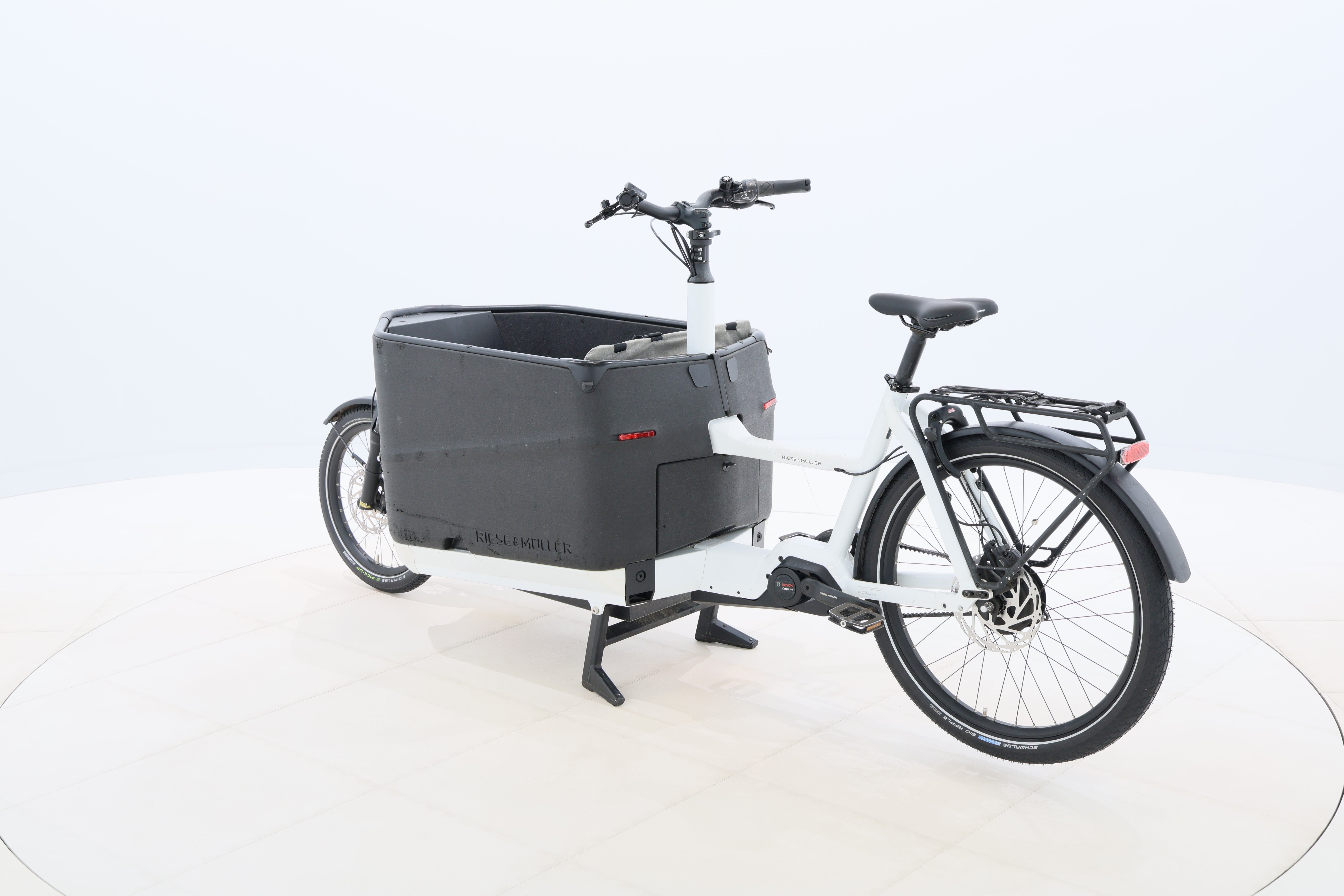 a2f5b418-a6a0-4871-adda-bc59e2fe353f