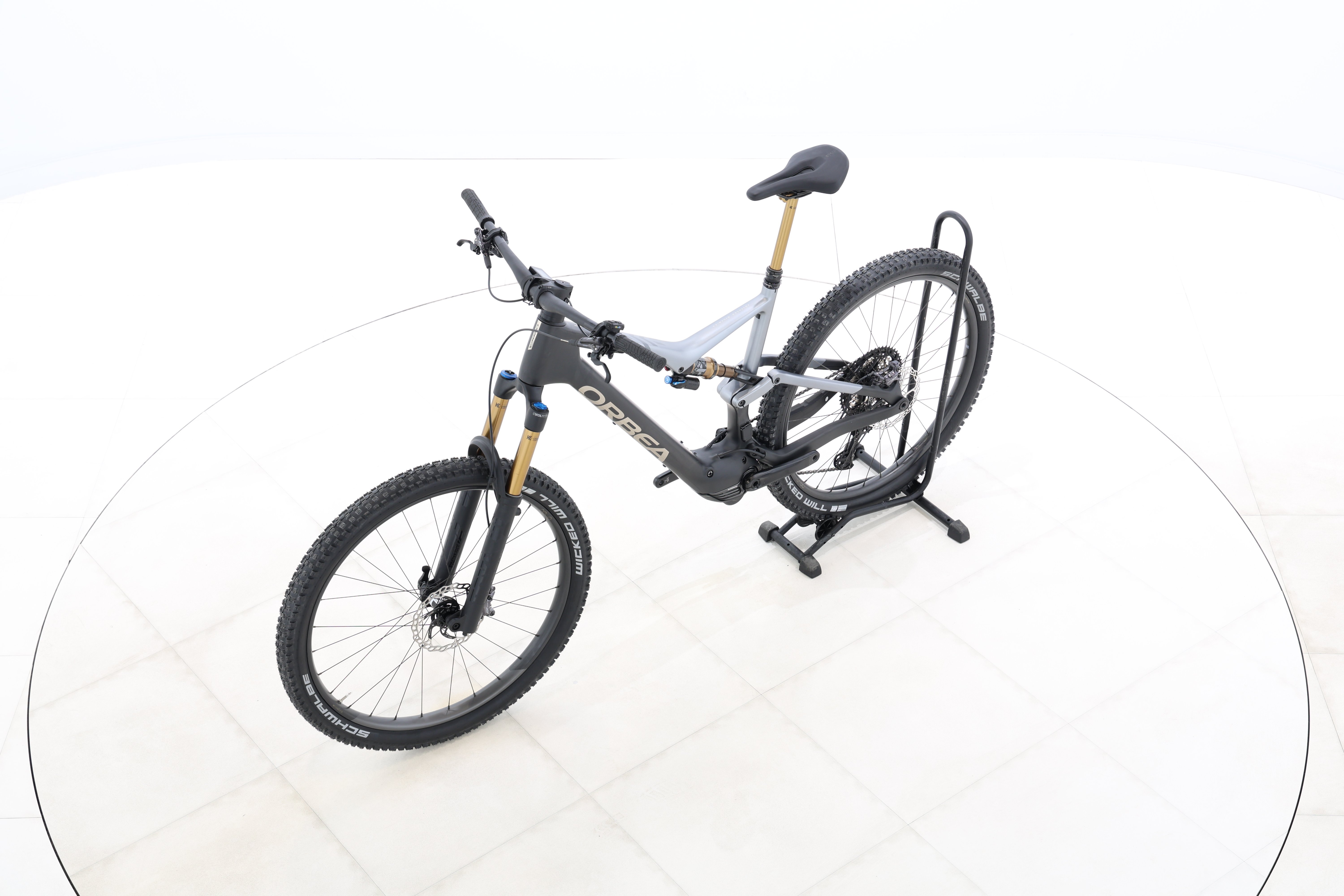 08bc4489-a47e-46c5-912c-c22057d5d841