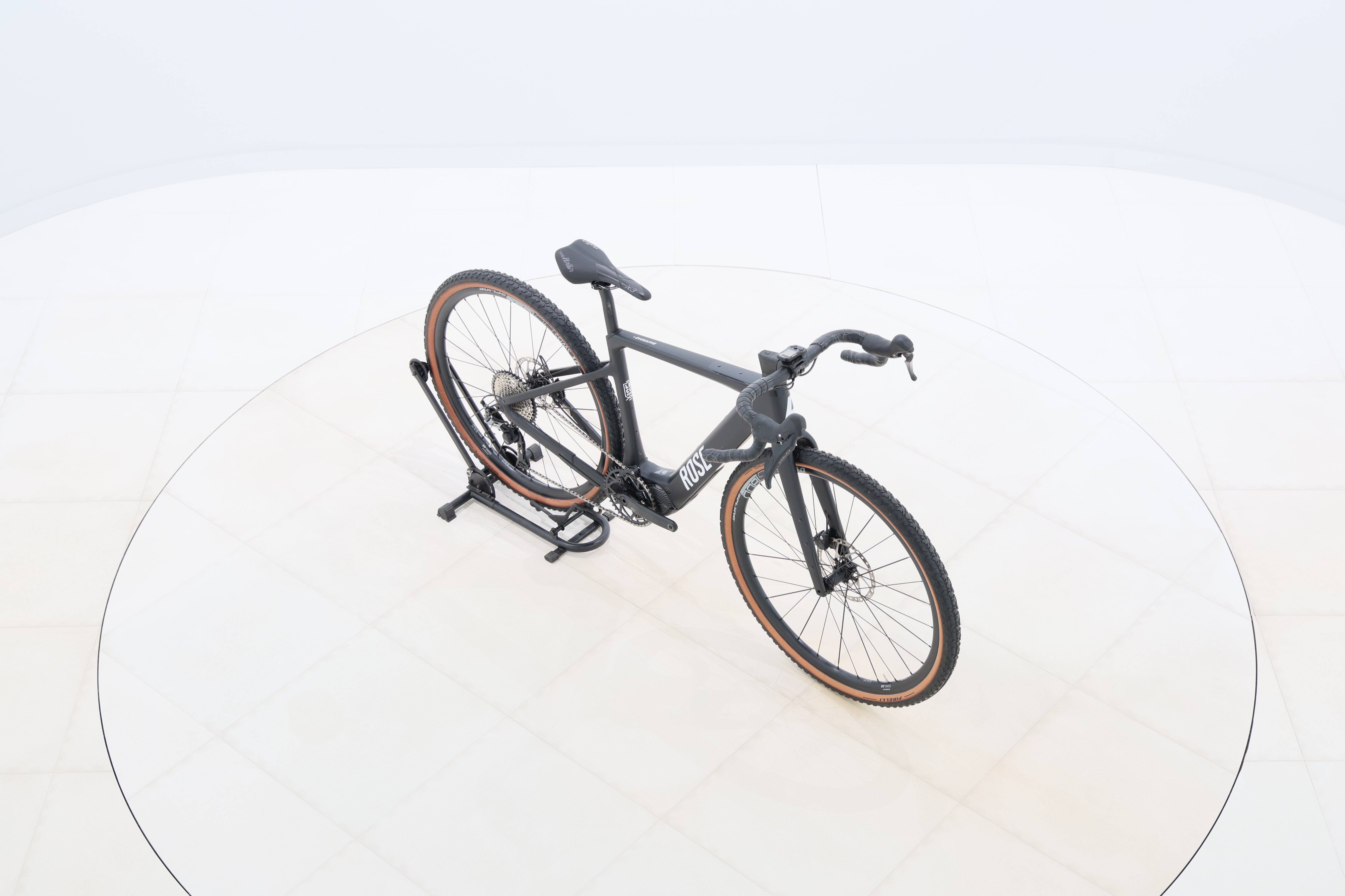 a36de24b-5a69-43ec-b448-fcd3bc702fe2