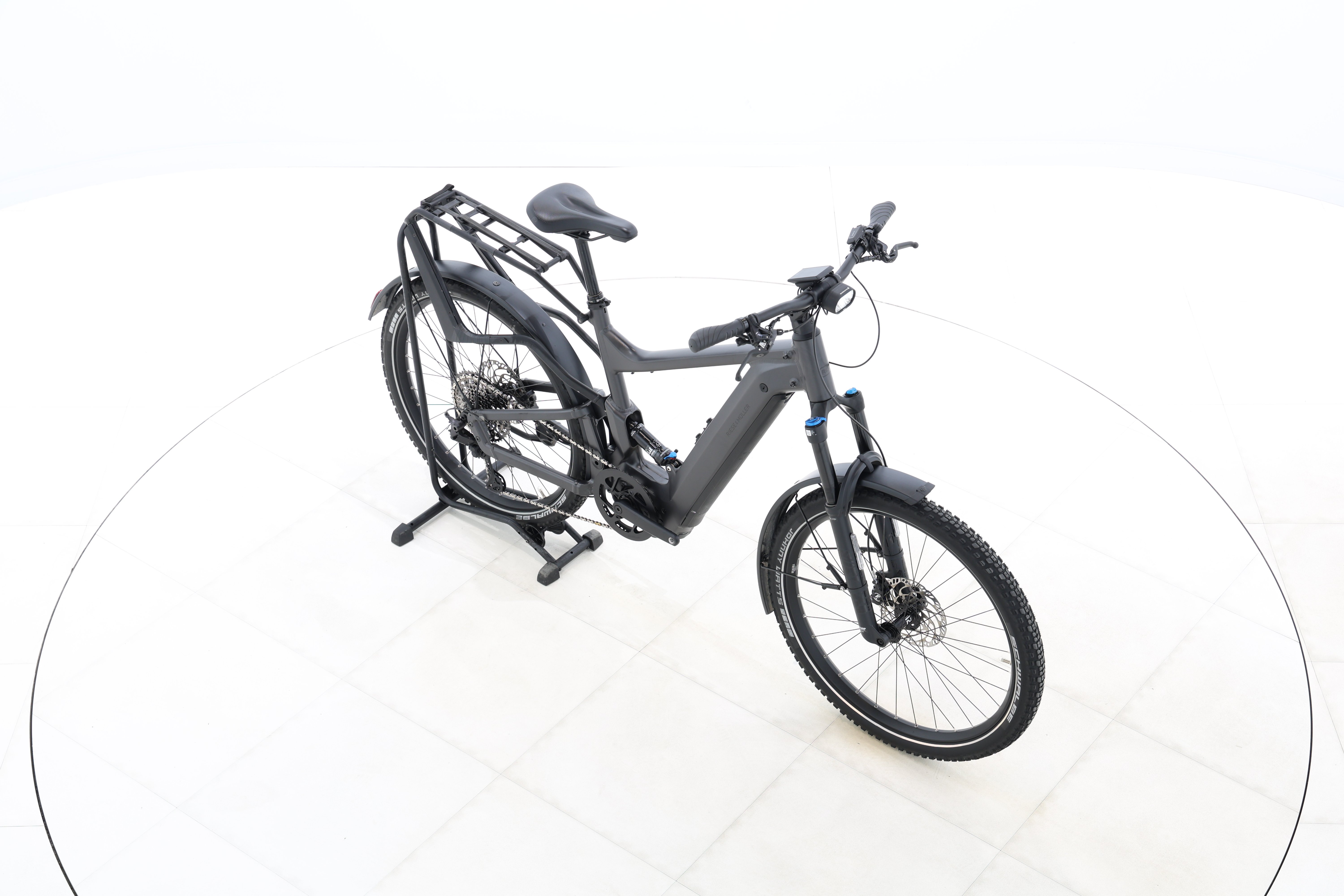 eb6d39ea-03be-42e2-90fc-f5ab53286028