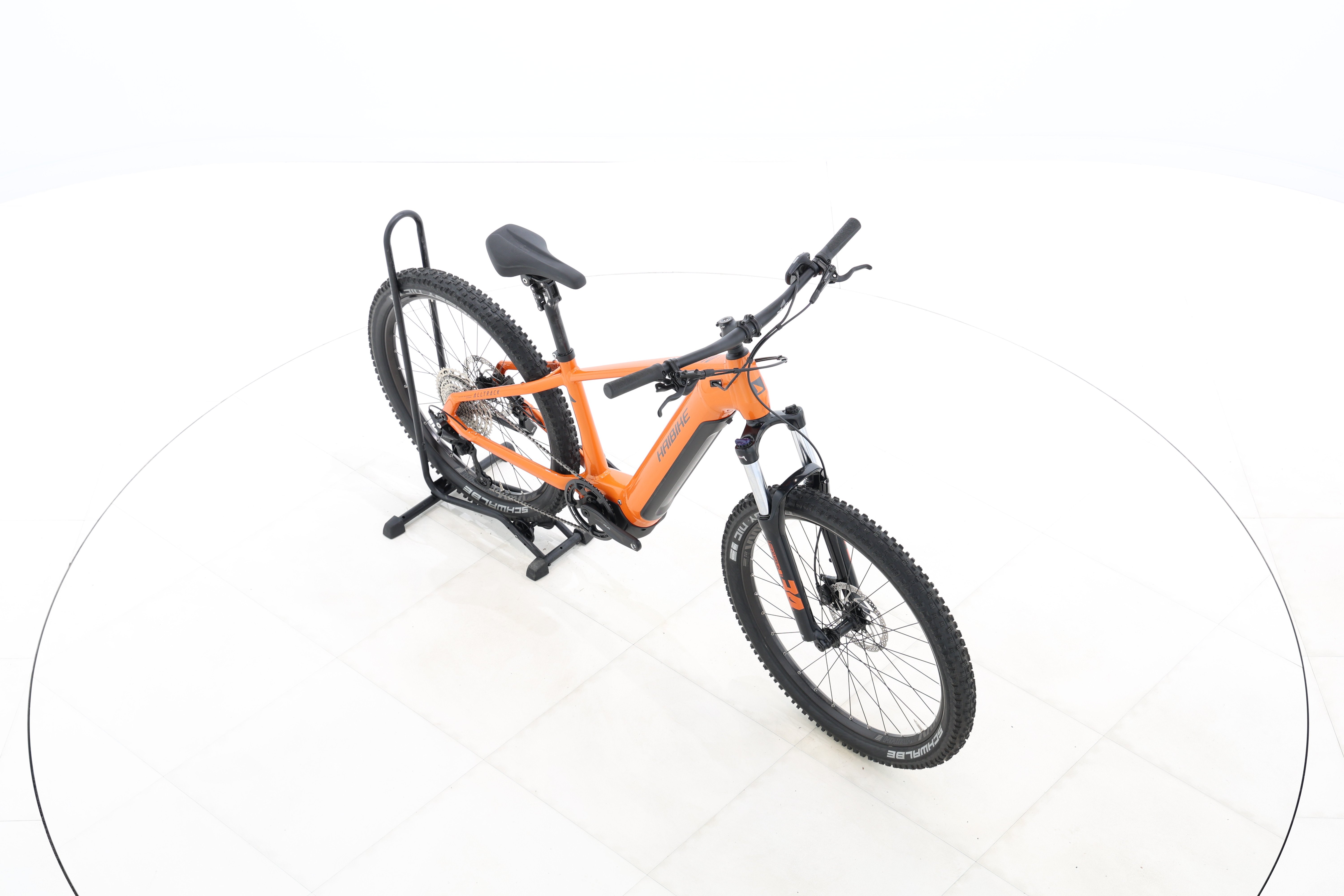 4651a71c-8662-40c5-b687-769f660d3780