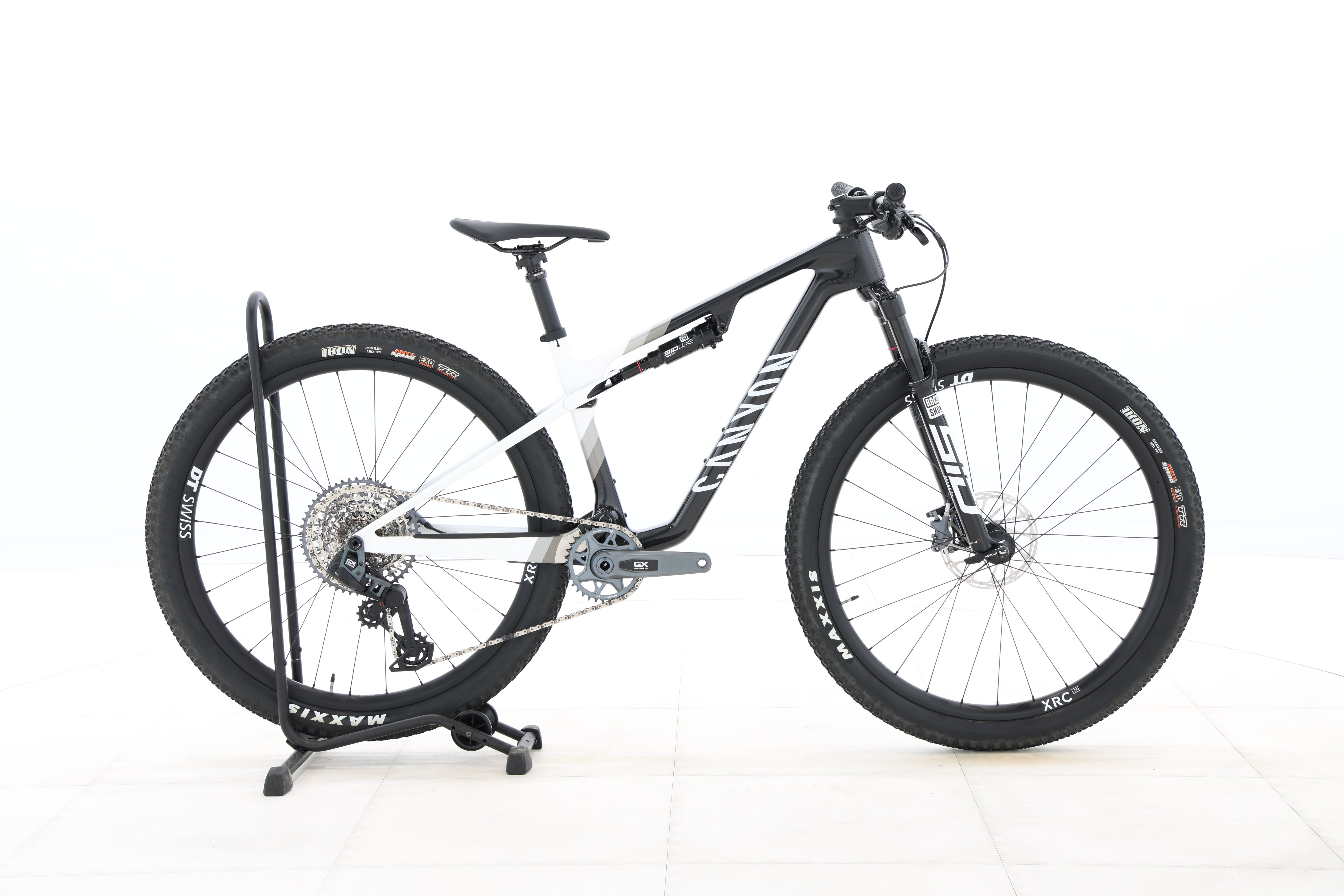 15638085-9050-4e98-97d2-e482ff2991f1