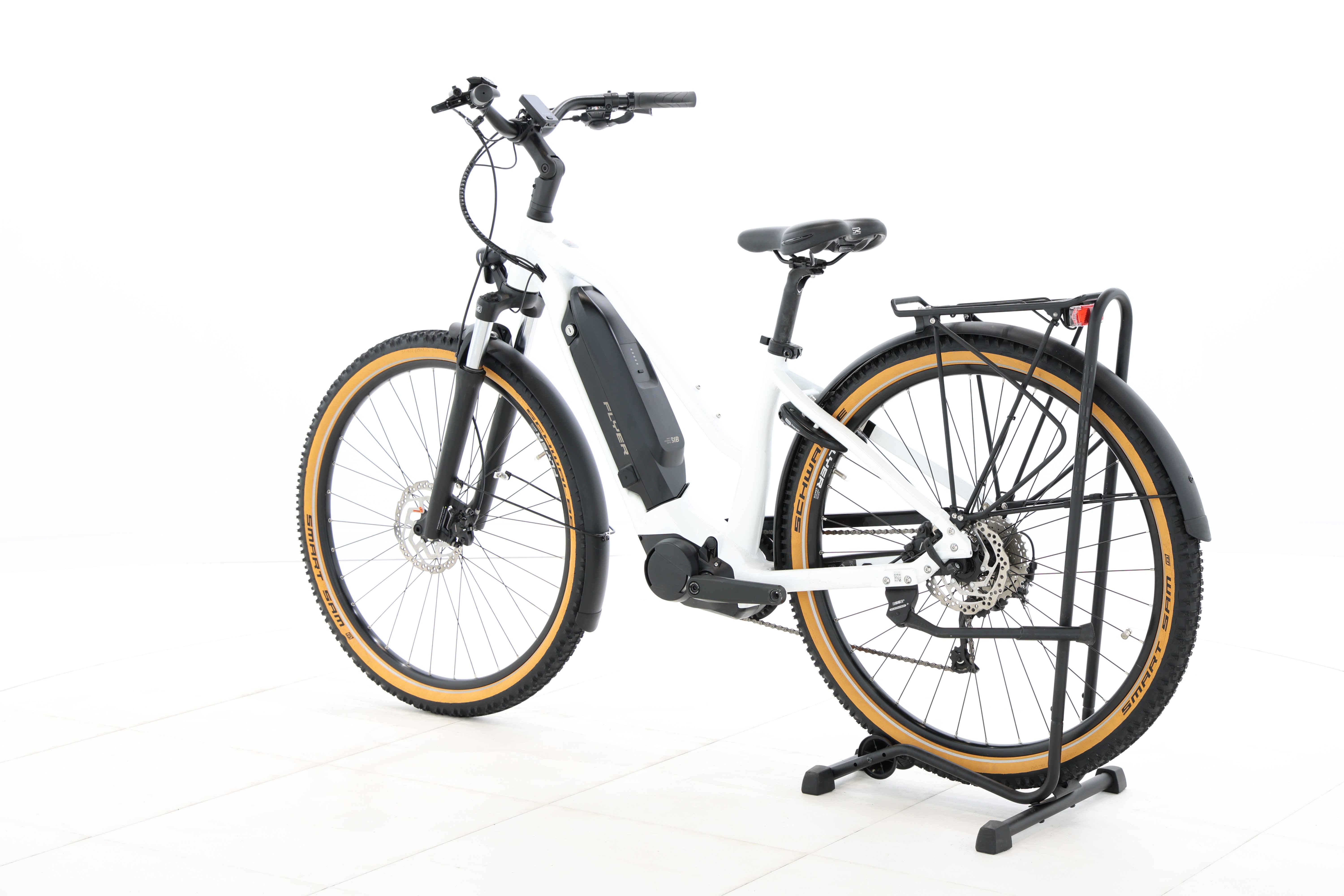 b7ccfff1-c793-42ee-9b29-398c27b86aec