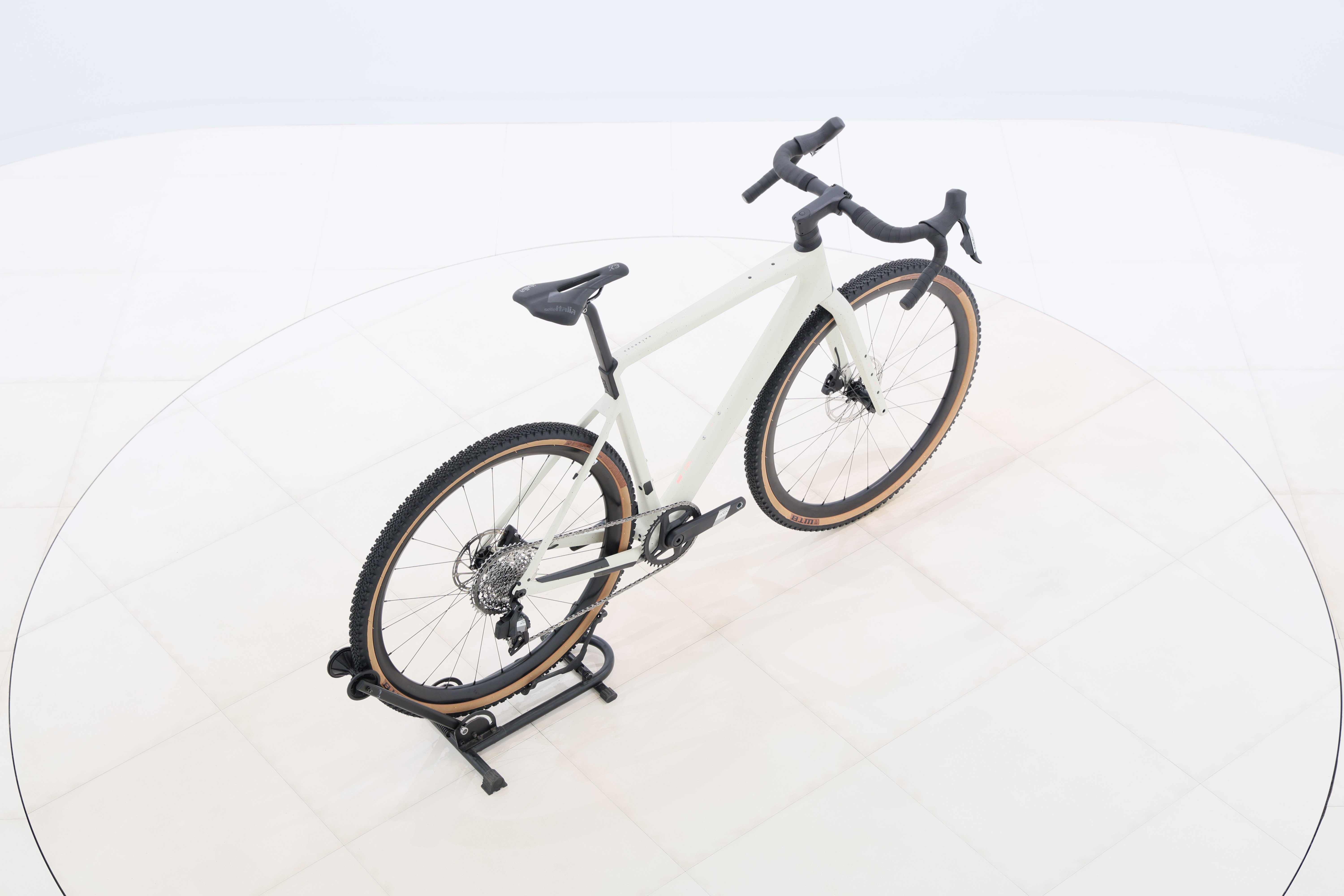 90bfdff6-4b9b-4cc5-9c30-2d6a94e20735