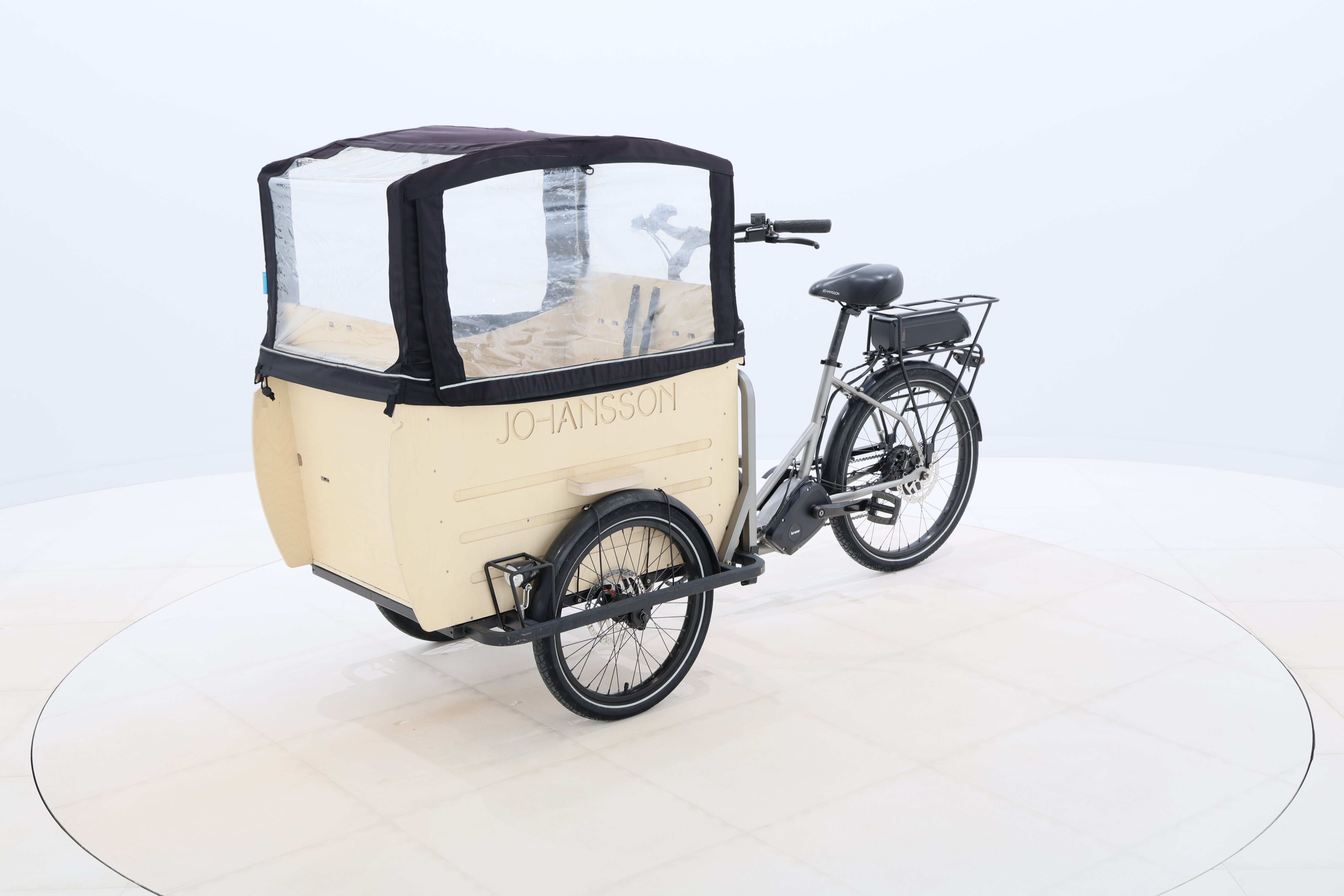 cb4909df-46a9-4429-9aac-6b1f987f9e97