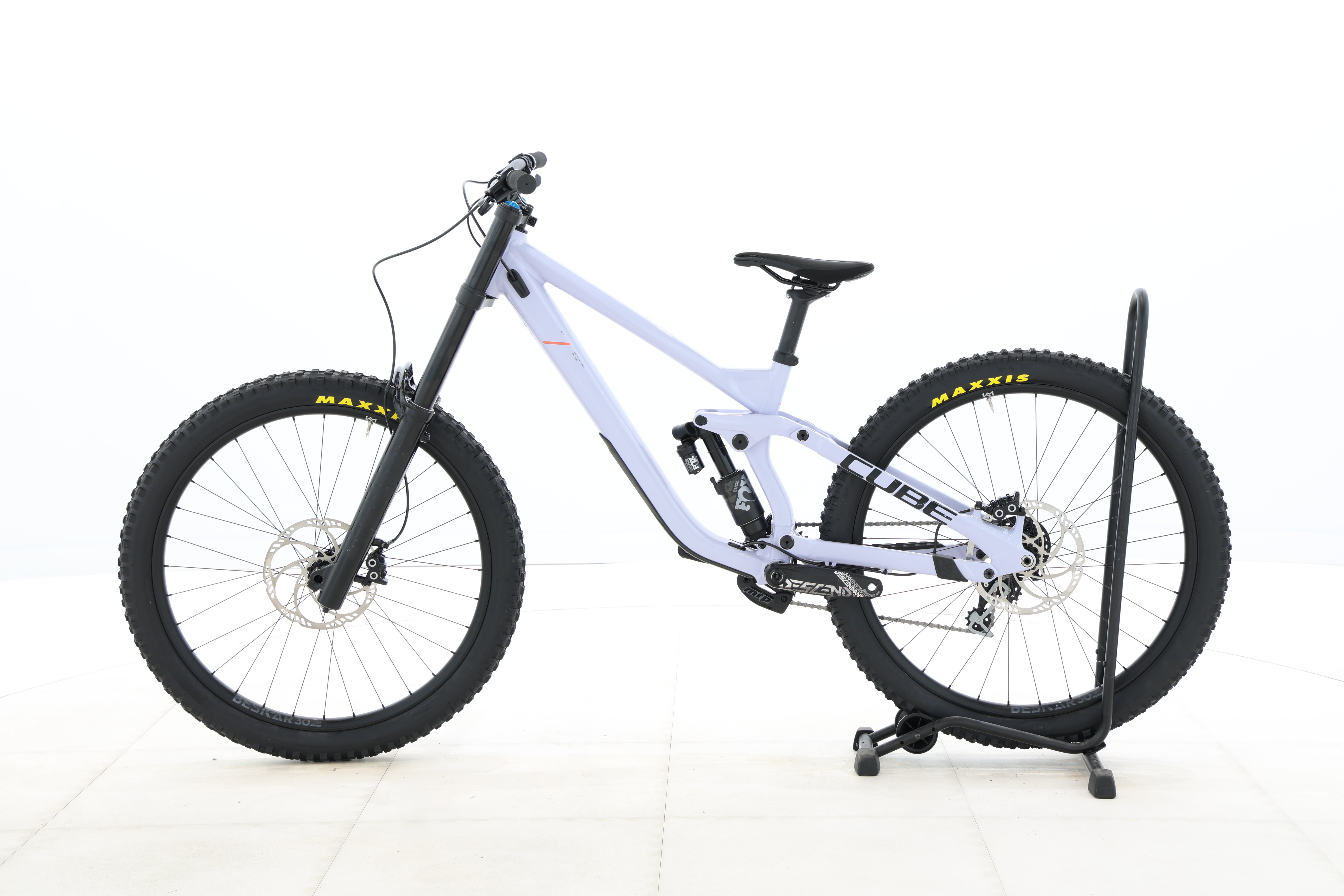 3e92636d-f3fe-4046-a6c8-5ac9237ab444