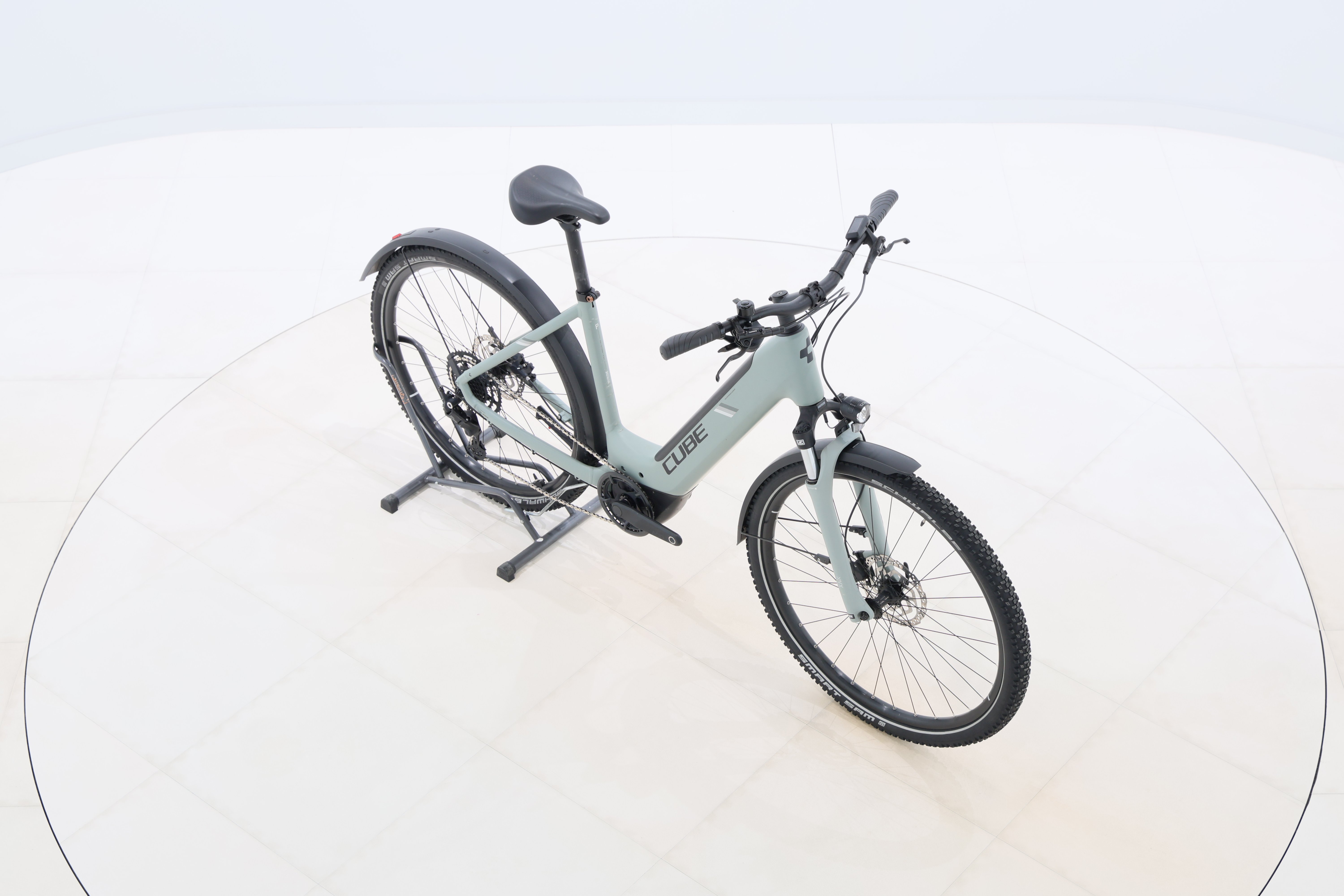 eeee97b2-e217-4351-bfe7-6b2f456af26a