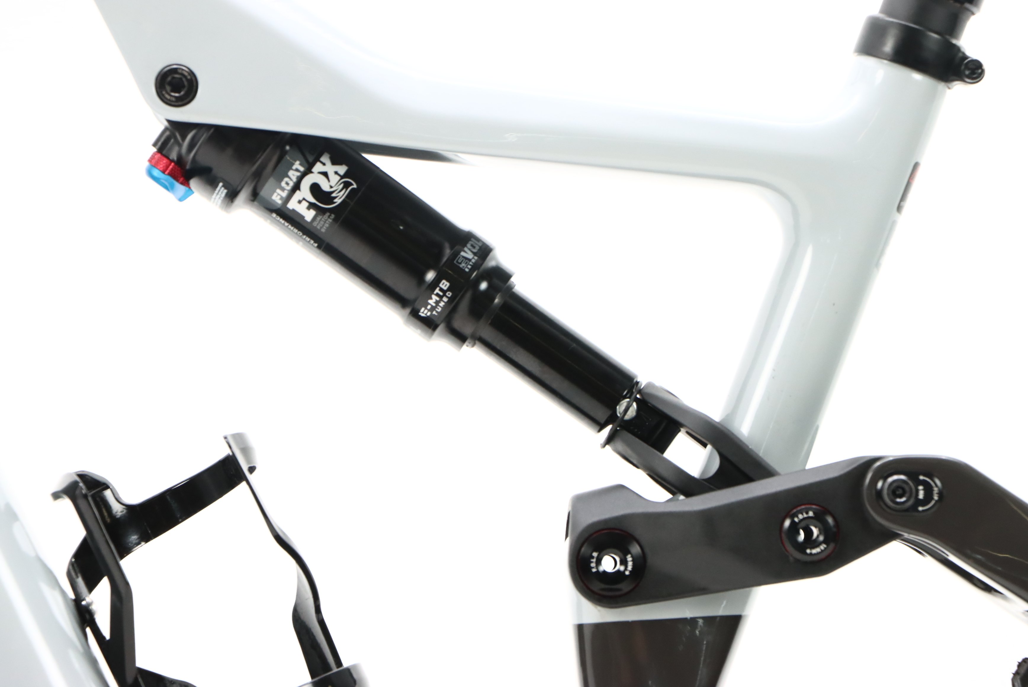 7f83b040-6409-4272-b34a-cd256e393857