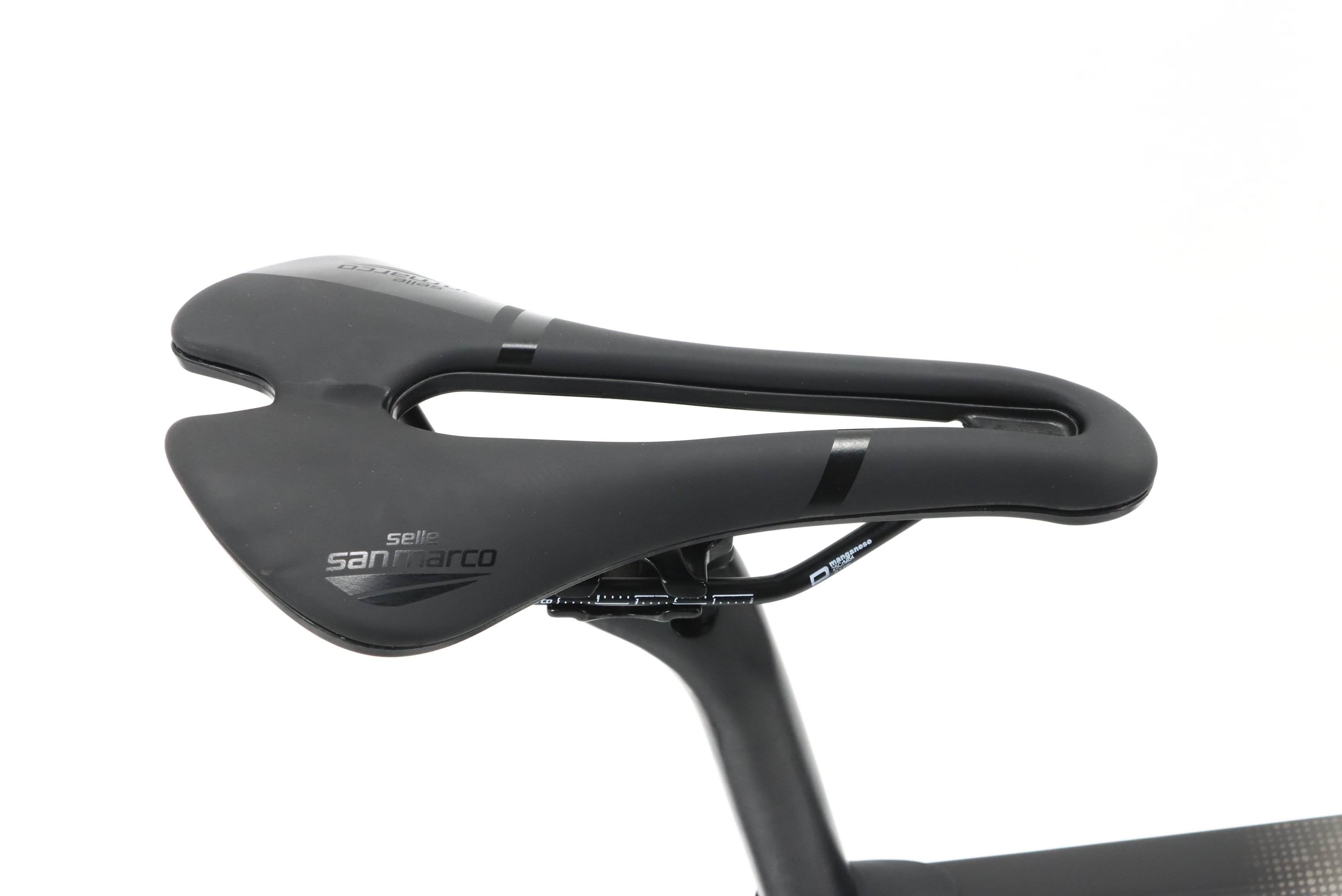 be9f1c42-b5d6-4d4b-88a1-098c0317c3a2