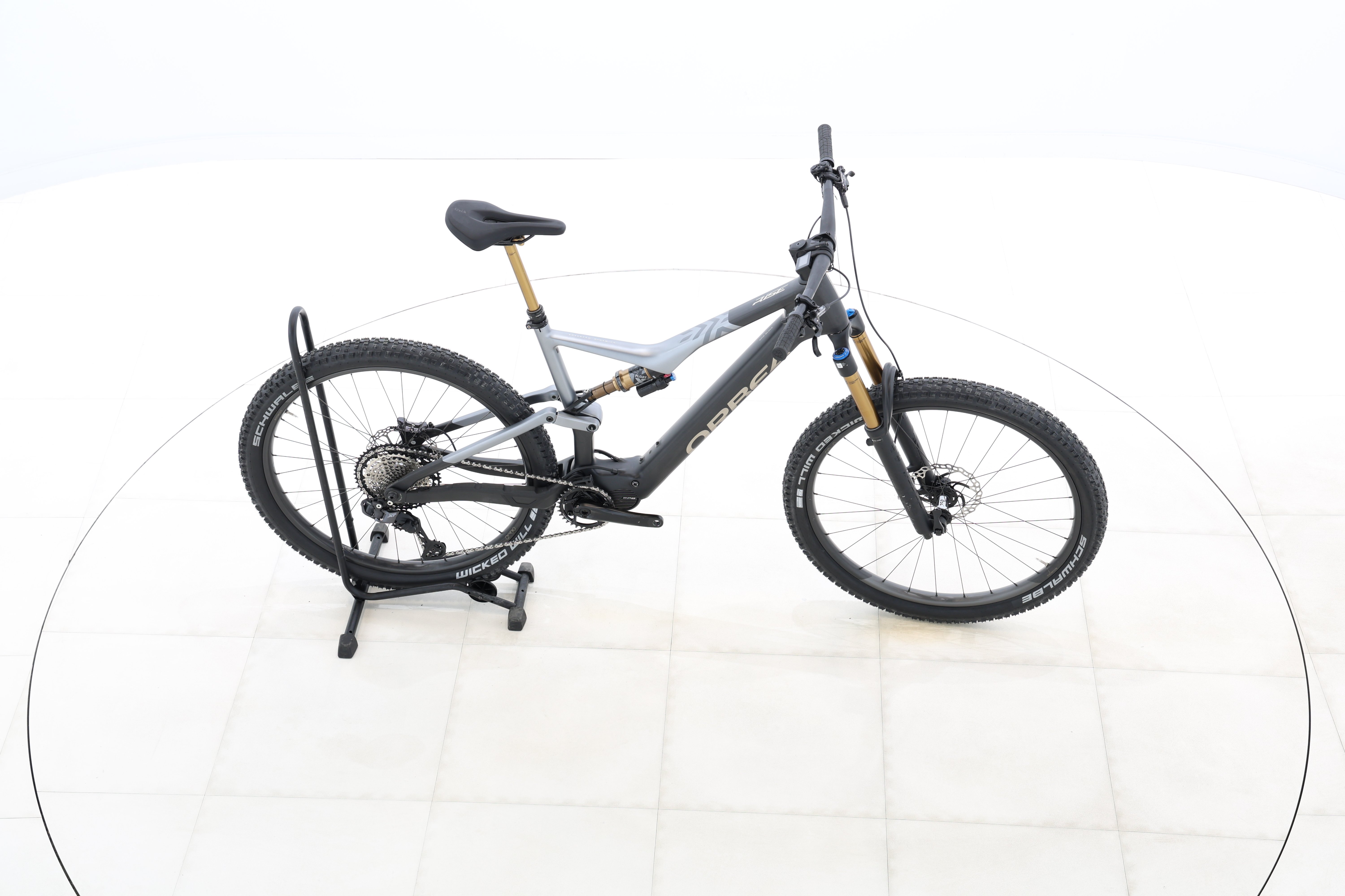 08bc4489-a47e-46c5-912c-c22057d5d841