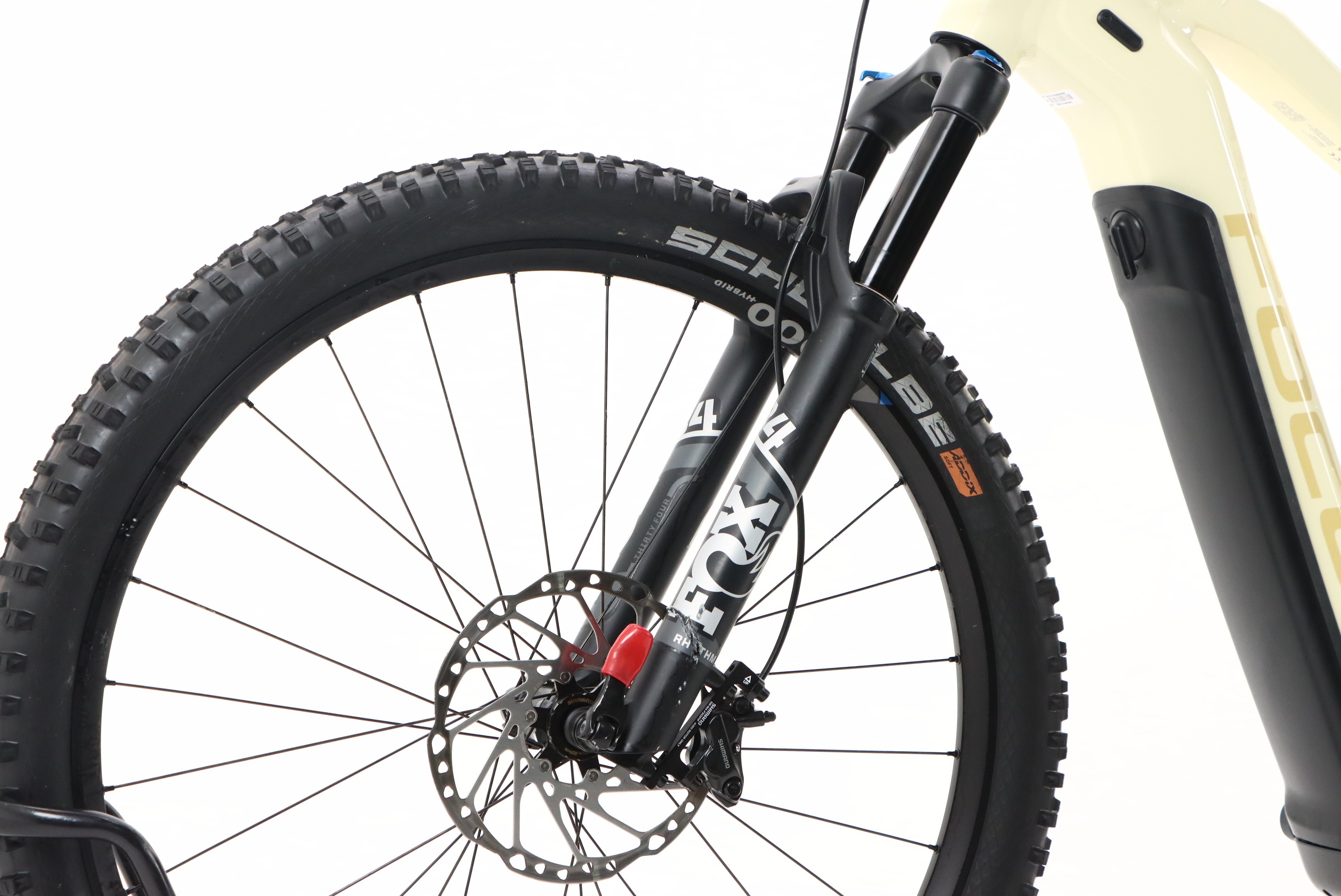 8e333adb-6f7a-469b-952e-ab5116339d8d