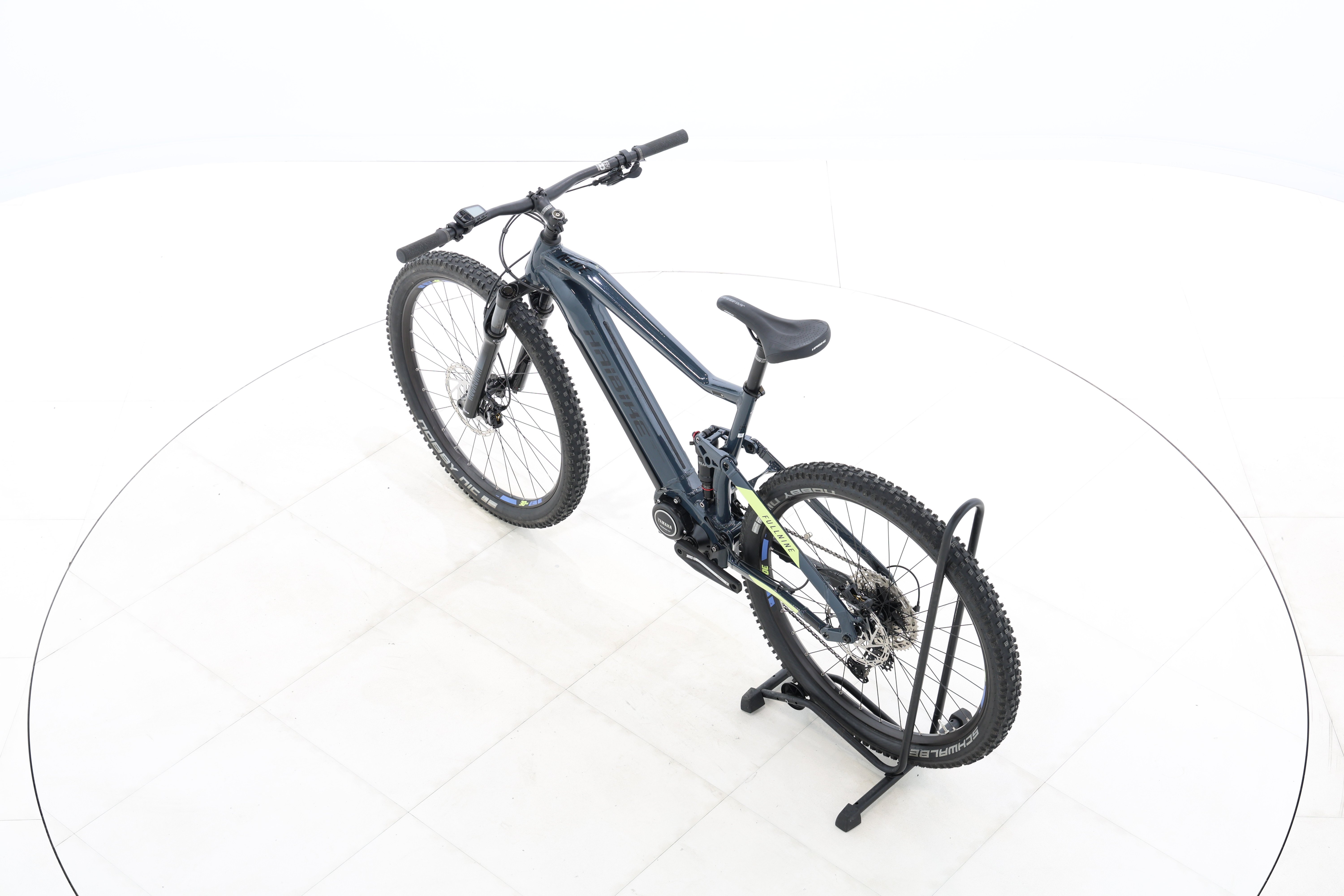 a25e734a-952b-4484-99fc-3049a44b32c2