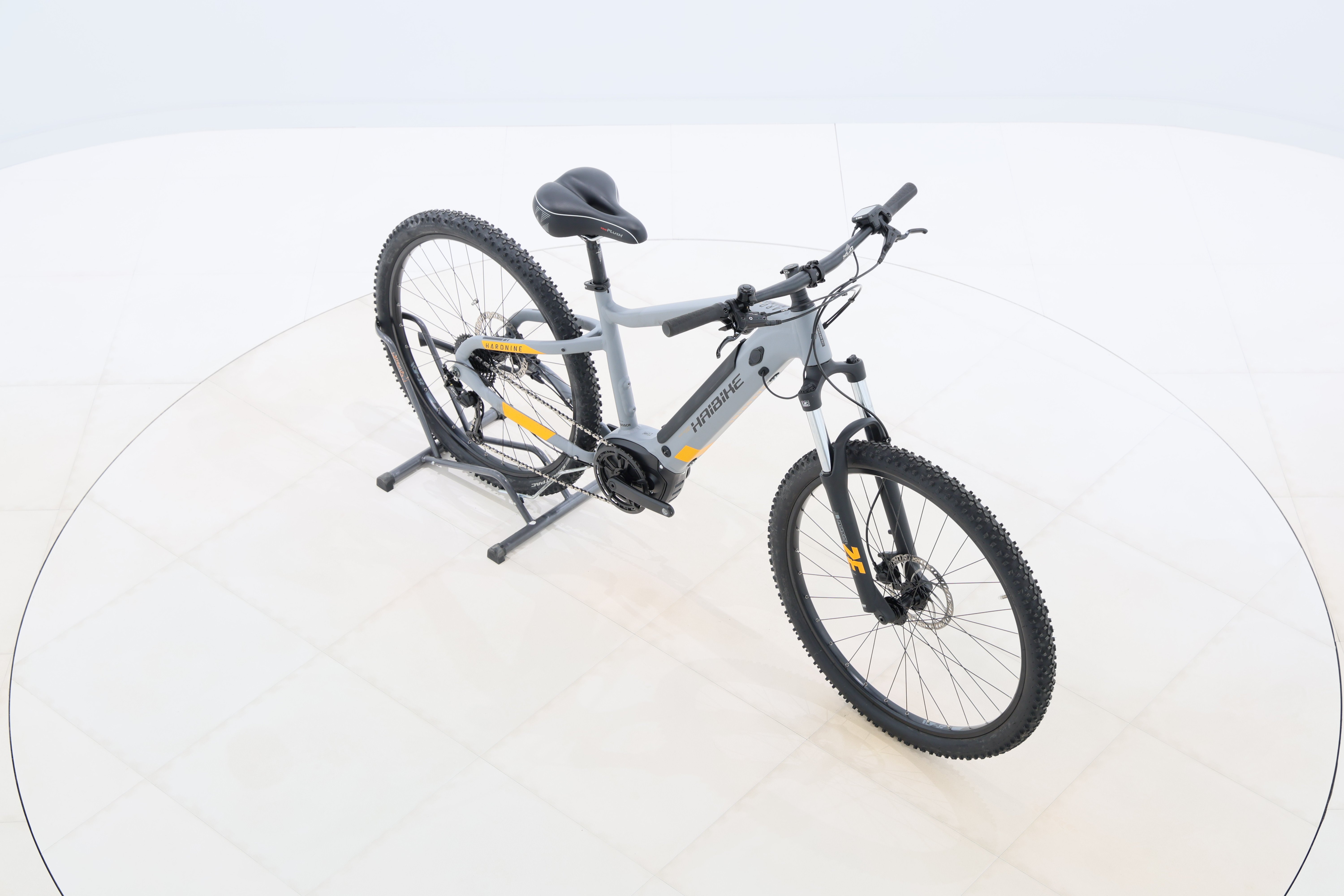 d04afc40-6996-40b1-9d2a-d145f7194848