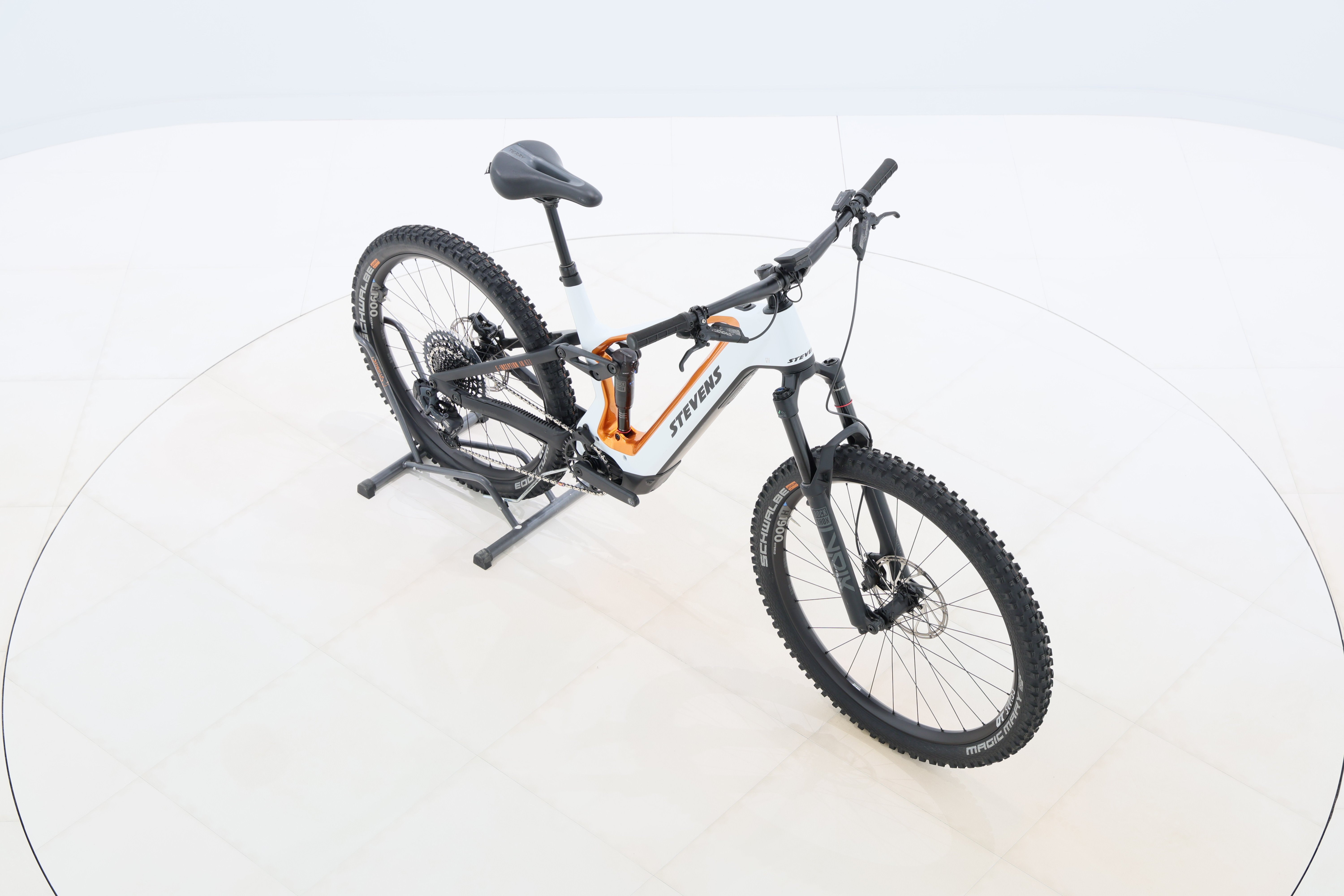 0faef77e-fdf5-4d3c-b776-f1b7047ab4ae