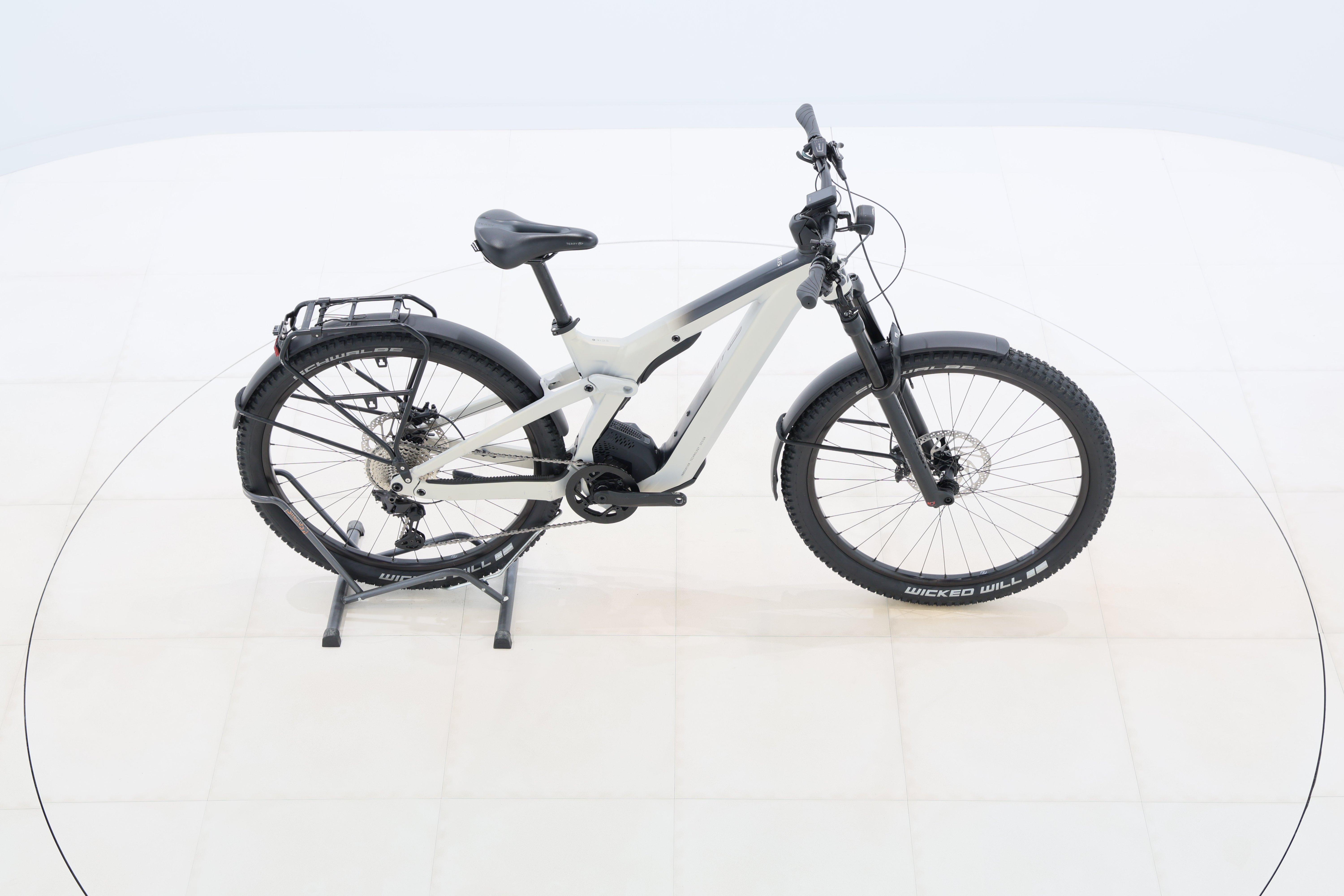 01a30d54-7bf4-42bb-89e5-3c07b74aa495