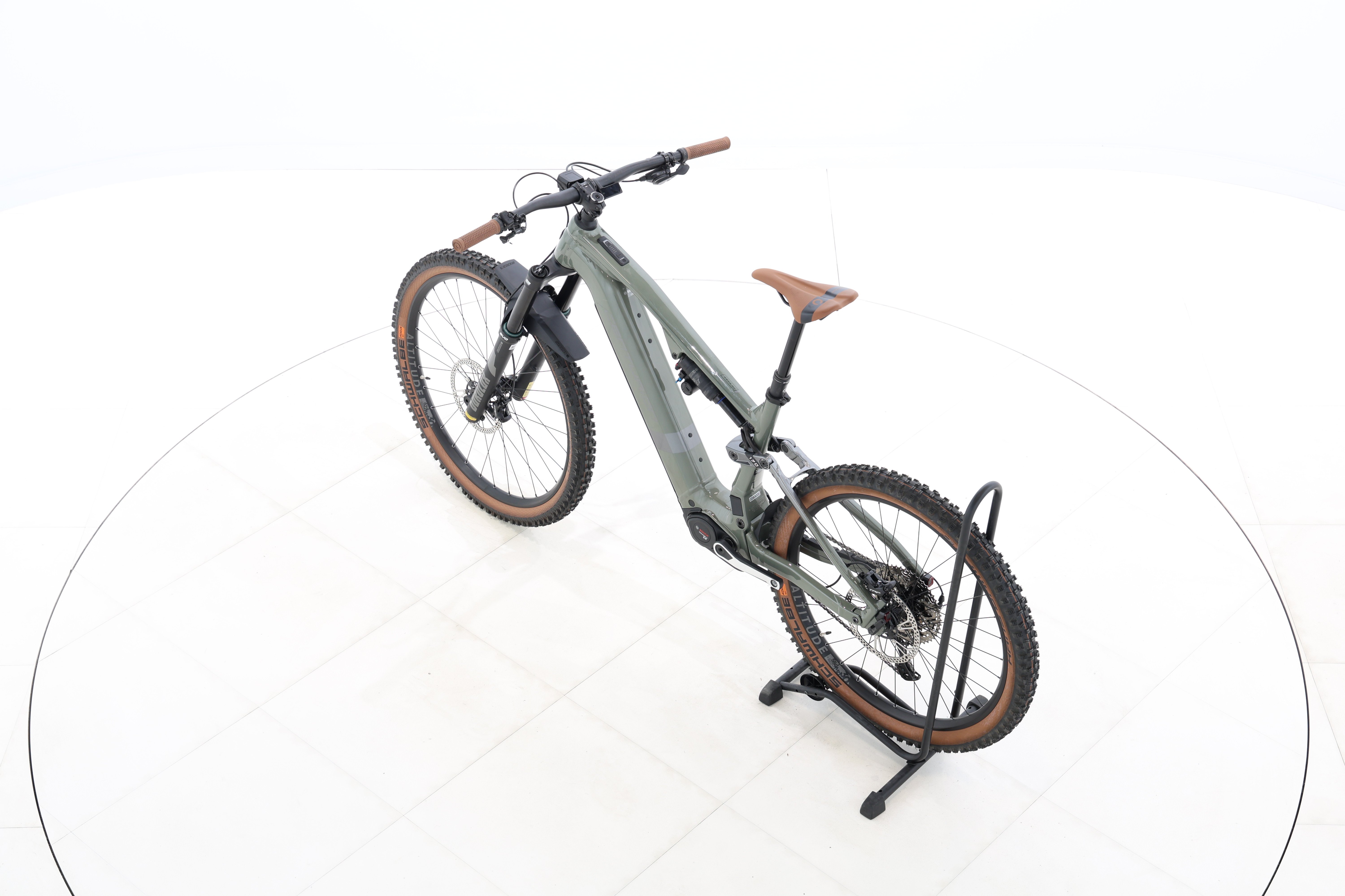 a42c325a-02db-428d-bf95-a39ca9688714