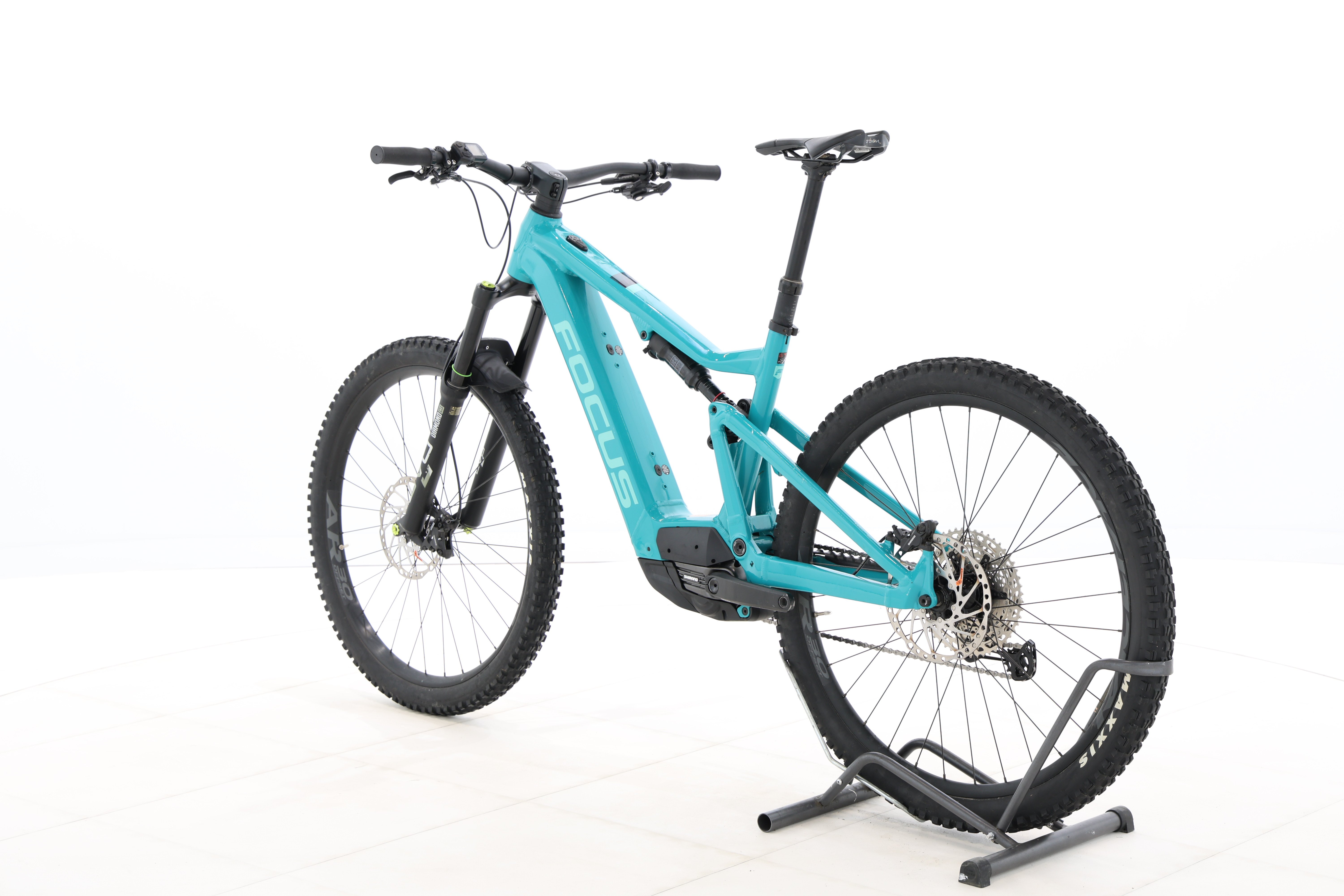 b0b97835-f992-4230-a48b-16f47c806427