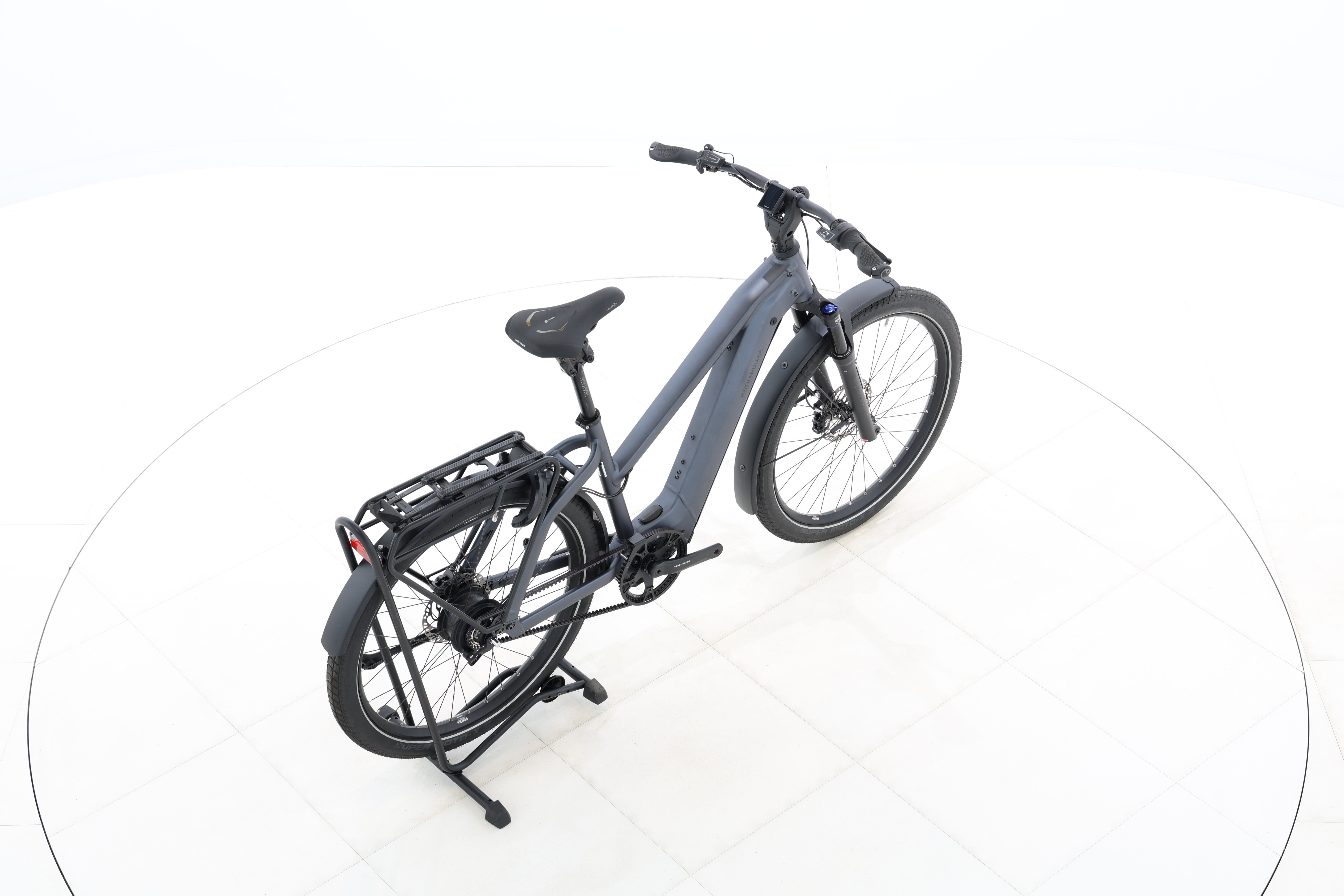 88e8d733-3f42-4026-9a5f-c7de295cbd98