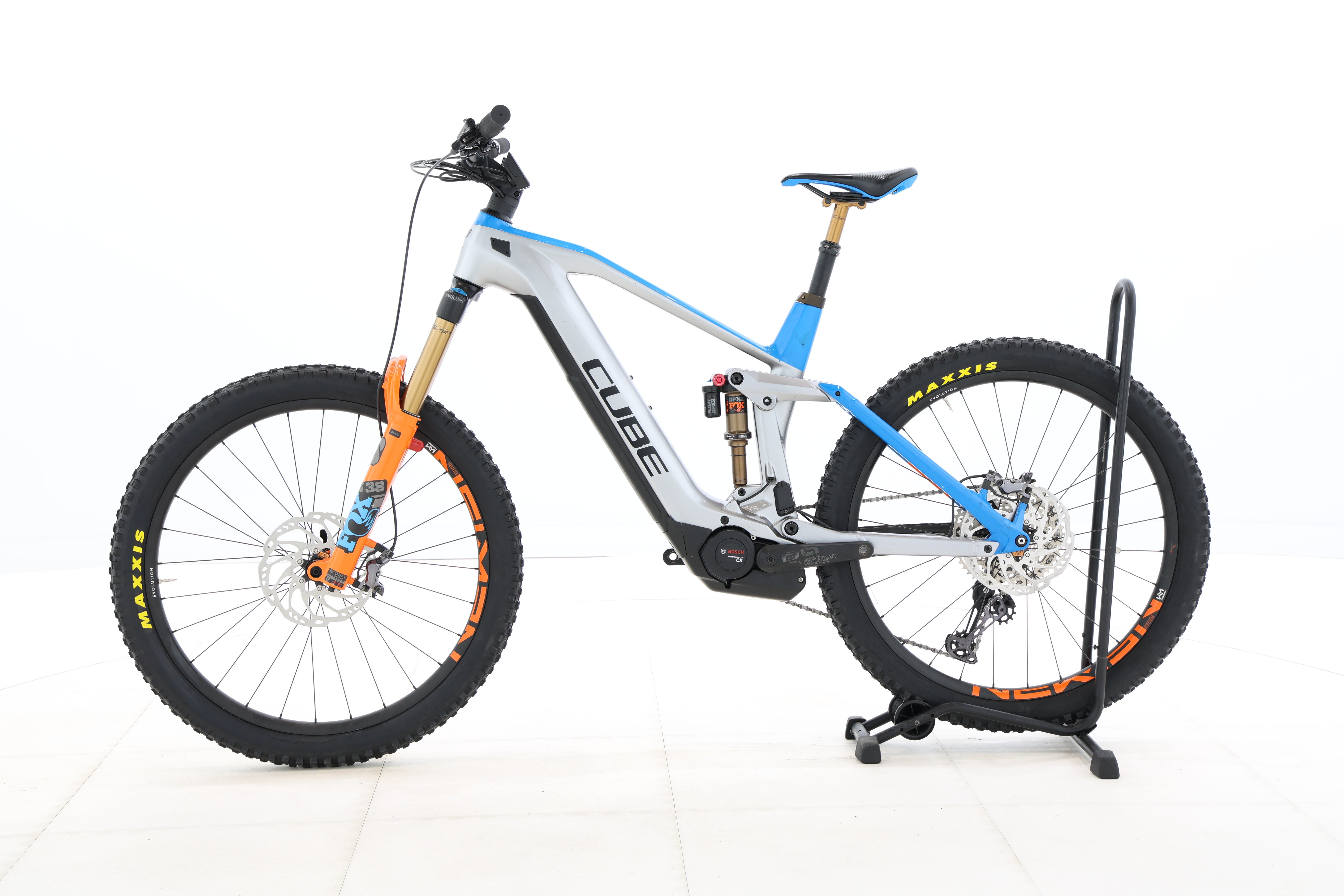 ceabda6d-5ba4-4998-89d6-60ad655bc2f3