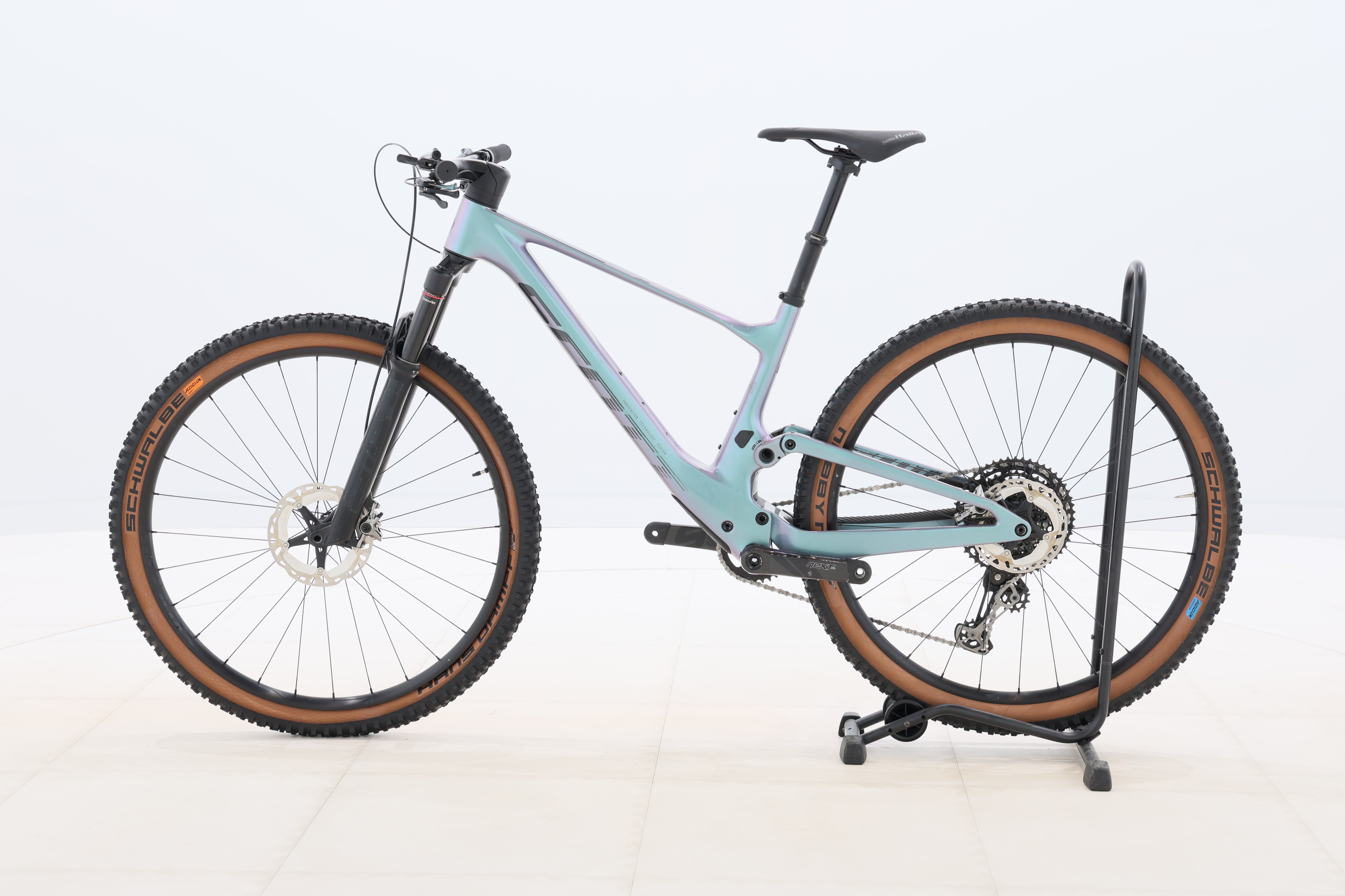 acc9606d-abbf-4af8-950e-bcbcade8055c