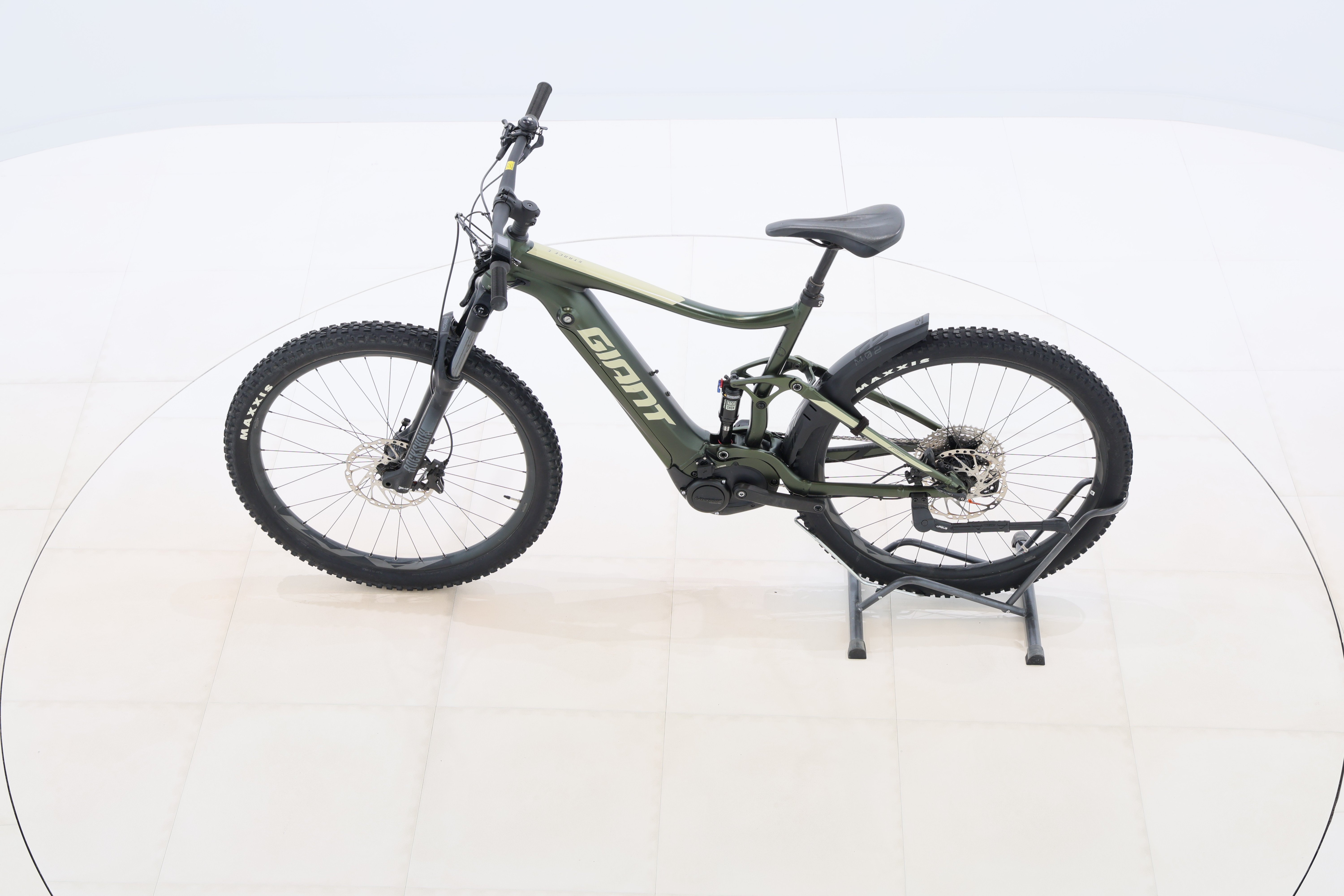 f53cfc01-39fc-4929-9f60-d22d7892572a