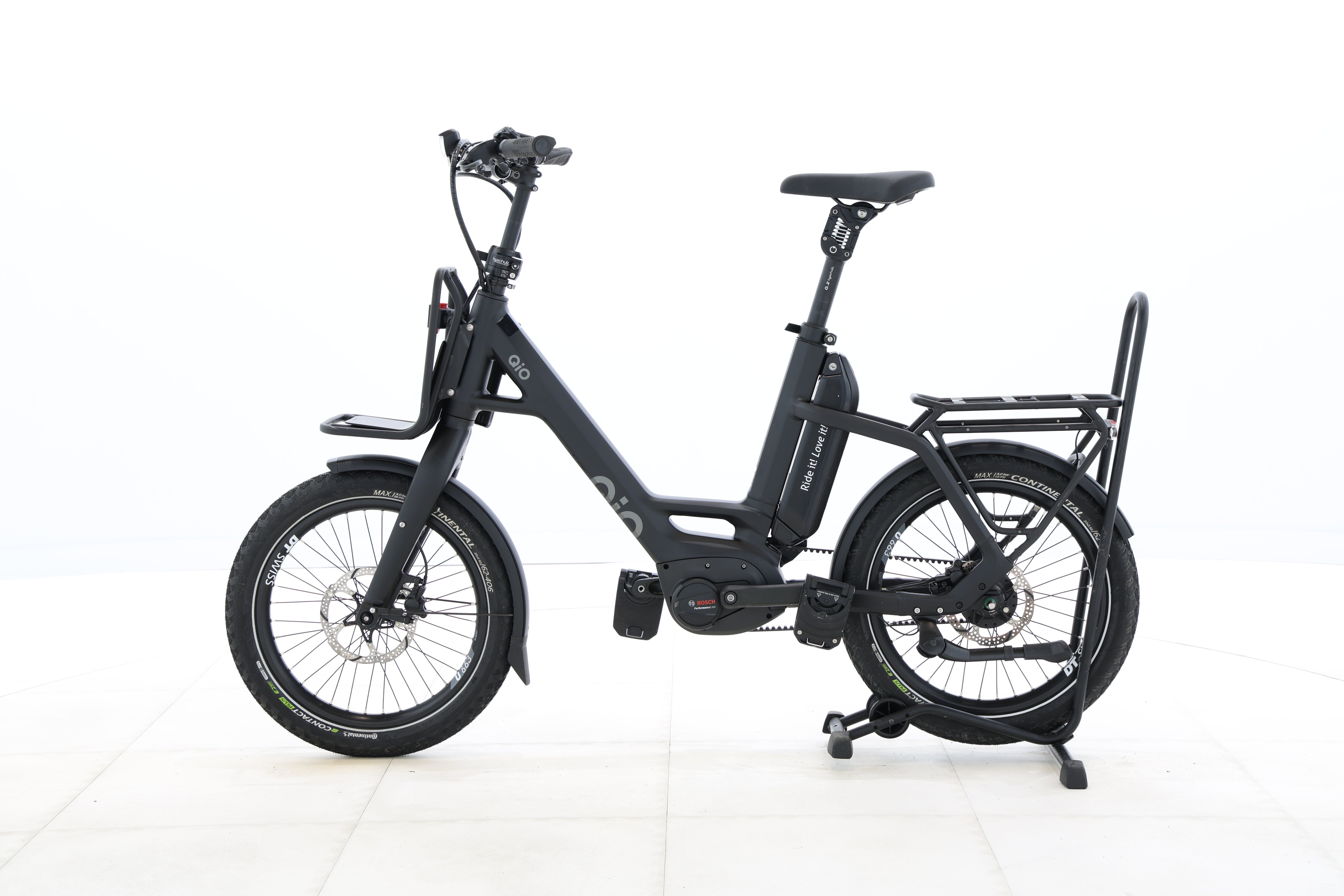 cb3b2d63-f299-4a97-a84a-b73717f00a8f