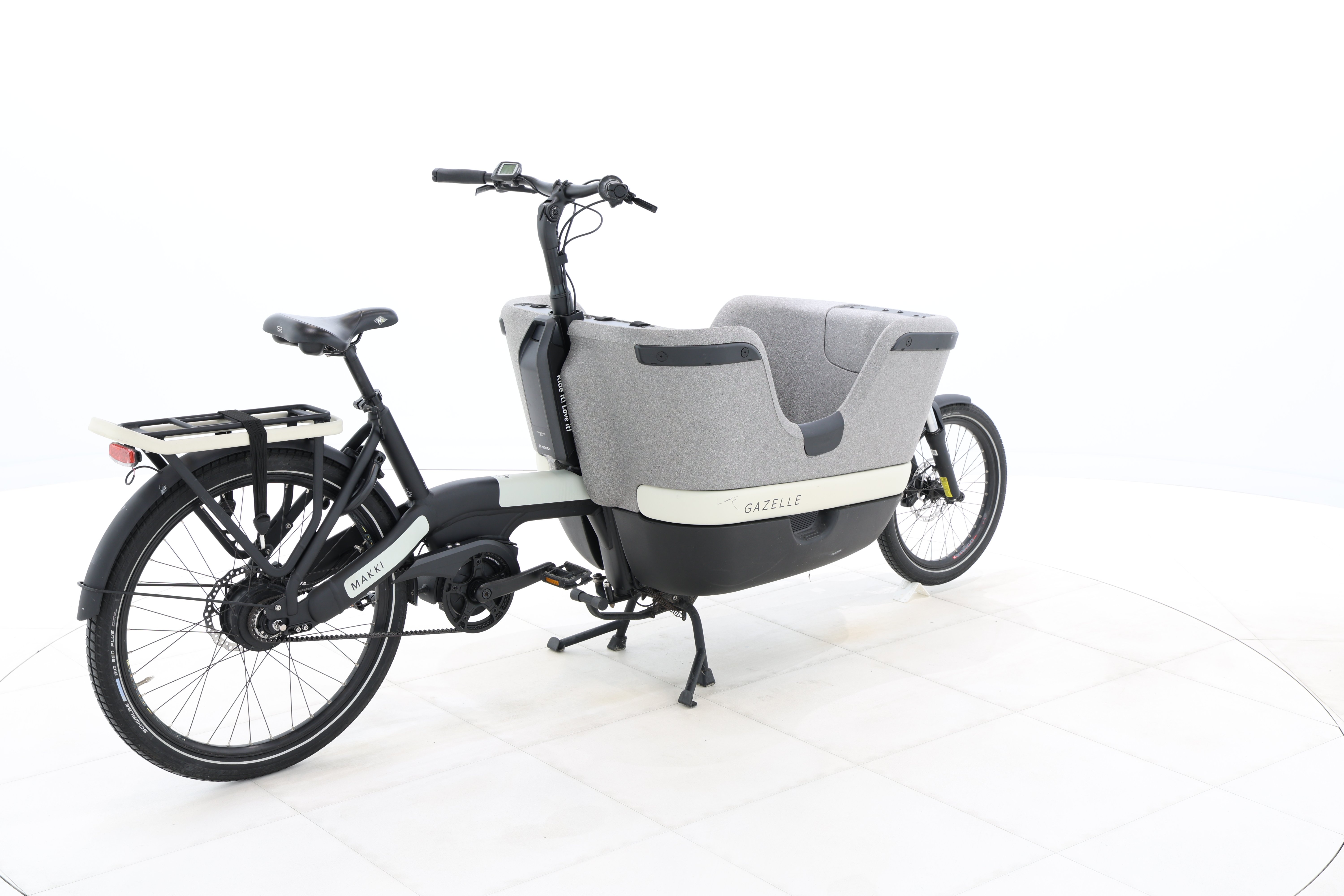 02d6fab4-16cc-4d3b-8cfd-d1c638c80dea