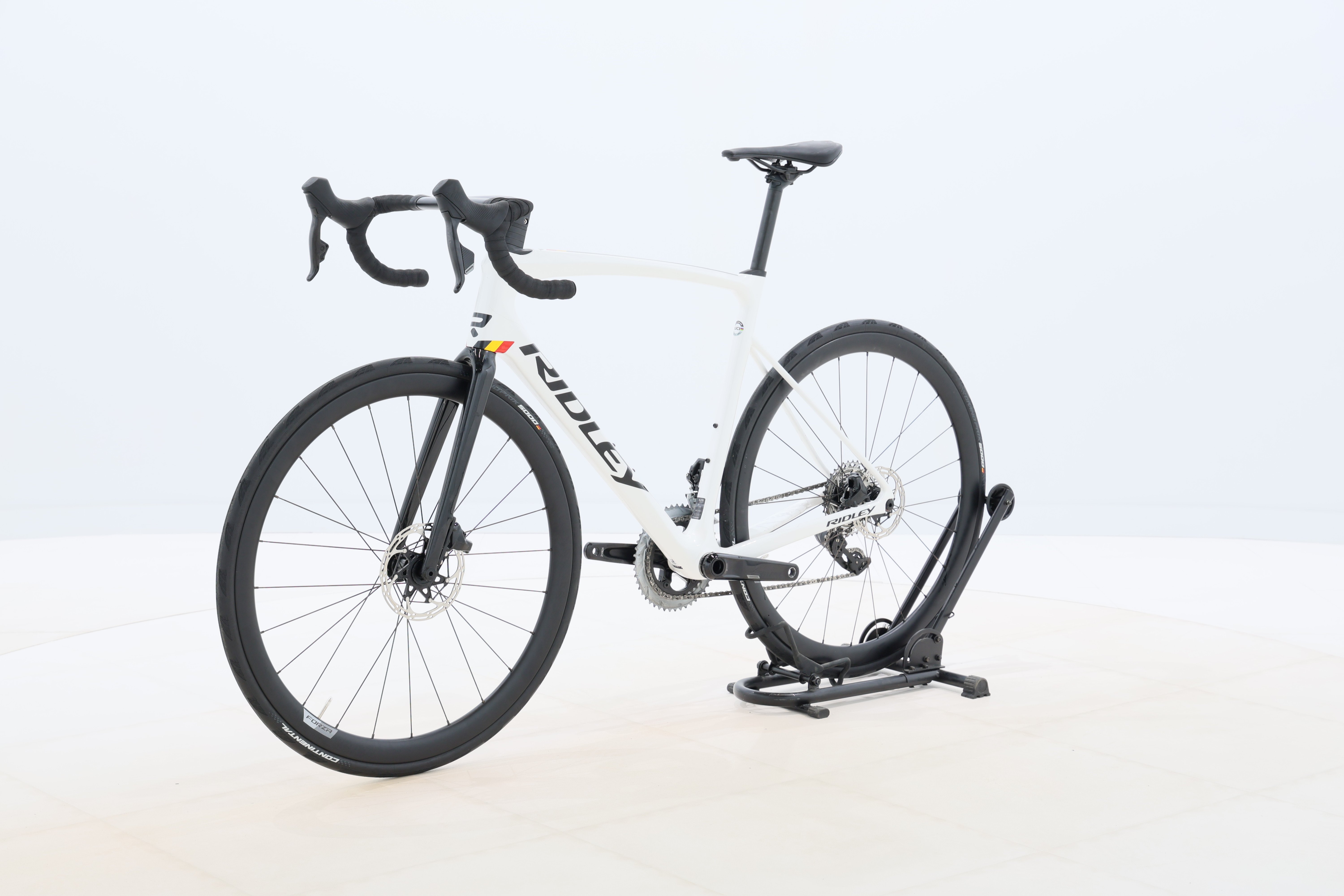 ad48564b-ec47-4128-b24e-5f0f80c5d834