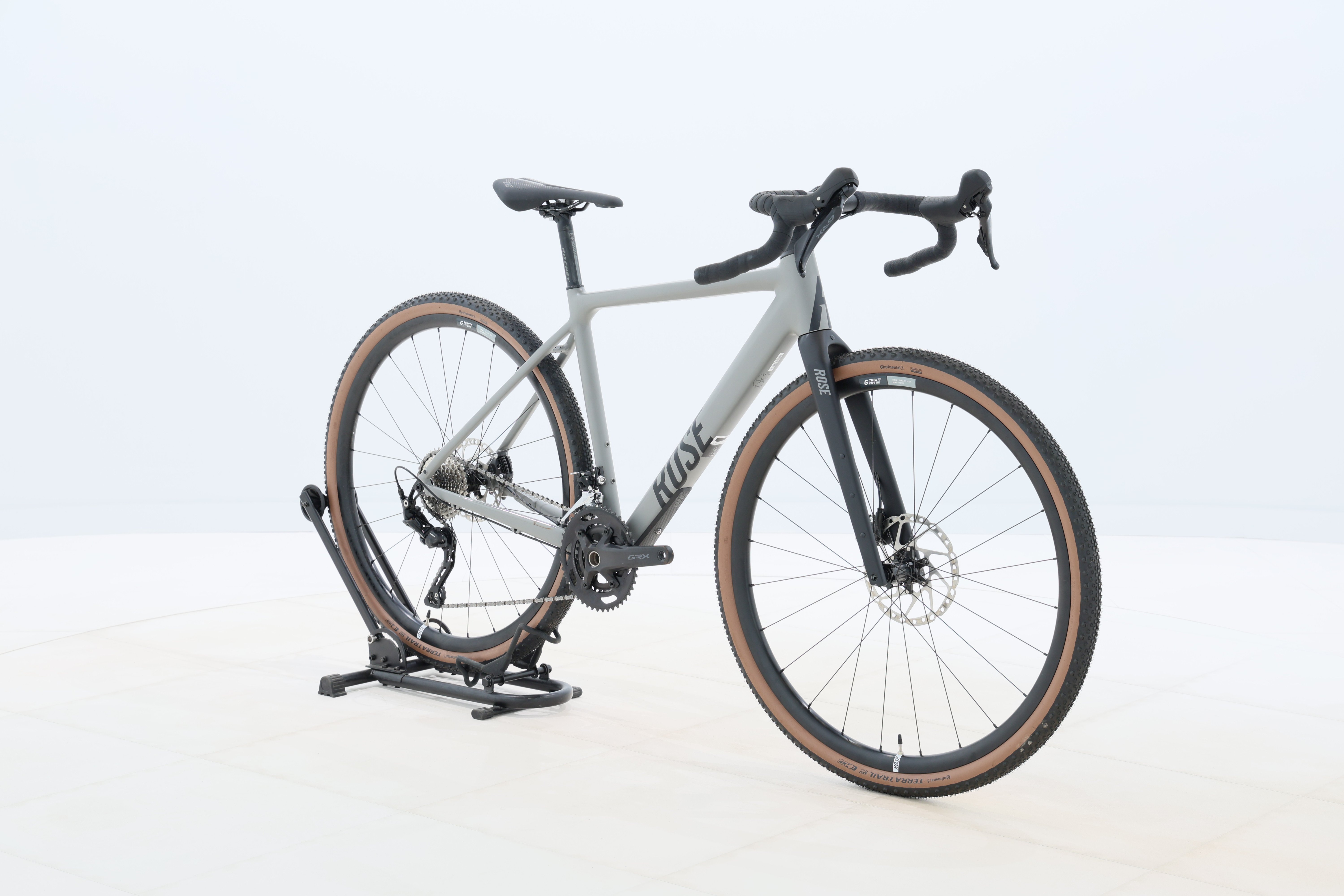 e27eb29a-1cdb-460f-a8b6-4a4b1d535361