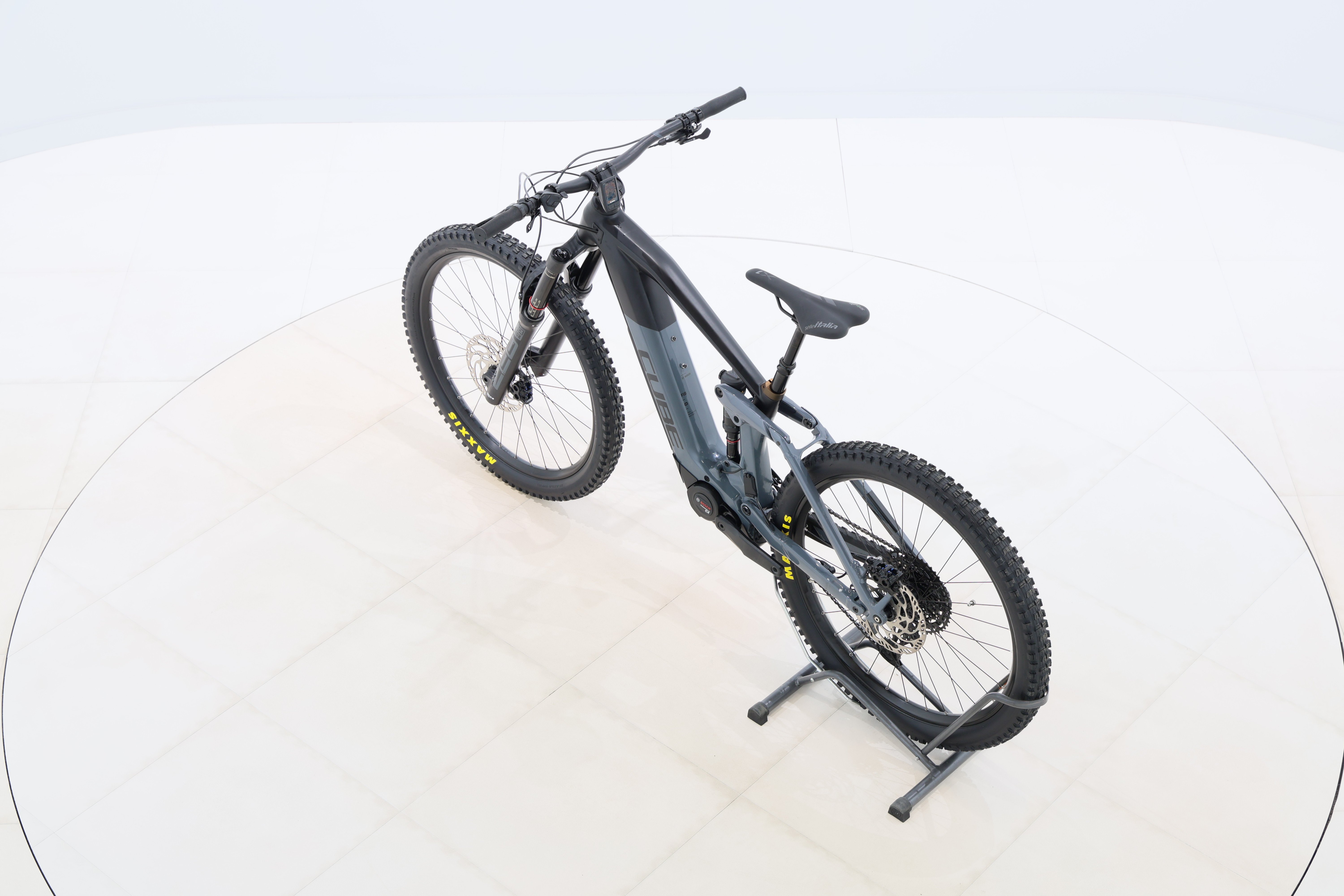 a6ad8052-9a67-4742-a48b-4c9606827388