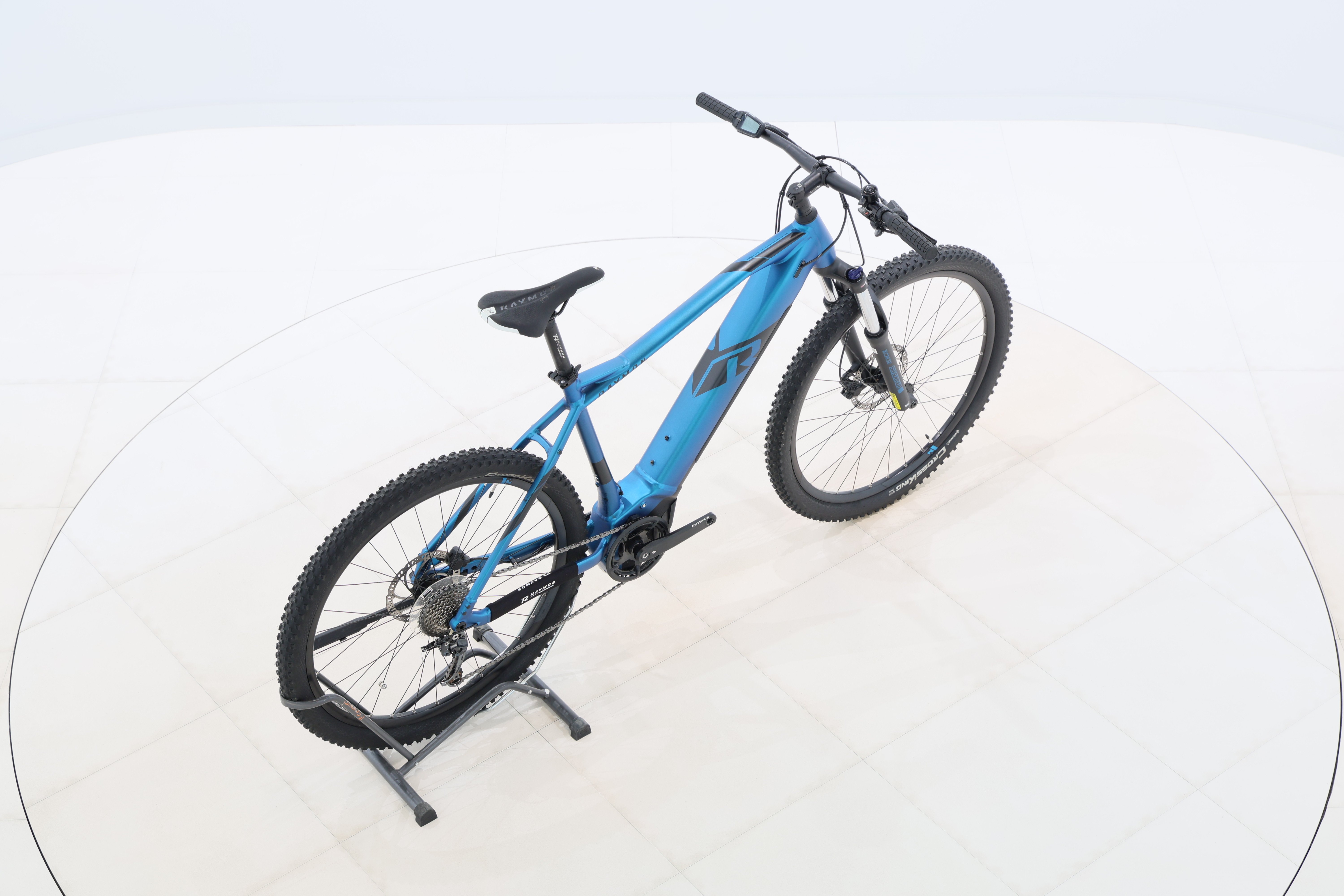 f2923389-5188-47f4-9046-759b29cd8de3