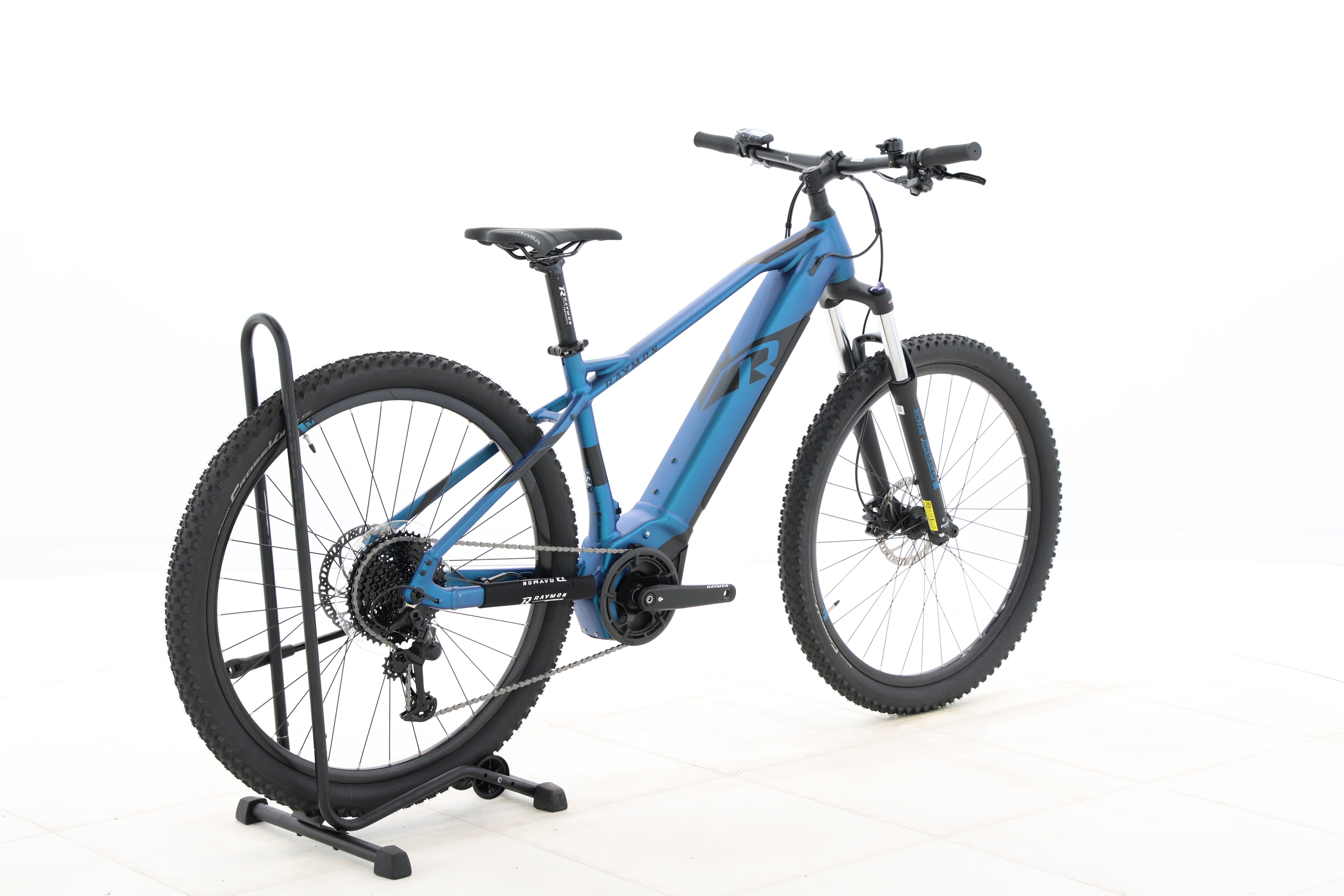 0256eef2-58d2-4ea5-b0bd-6bdbebf95f76