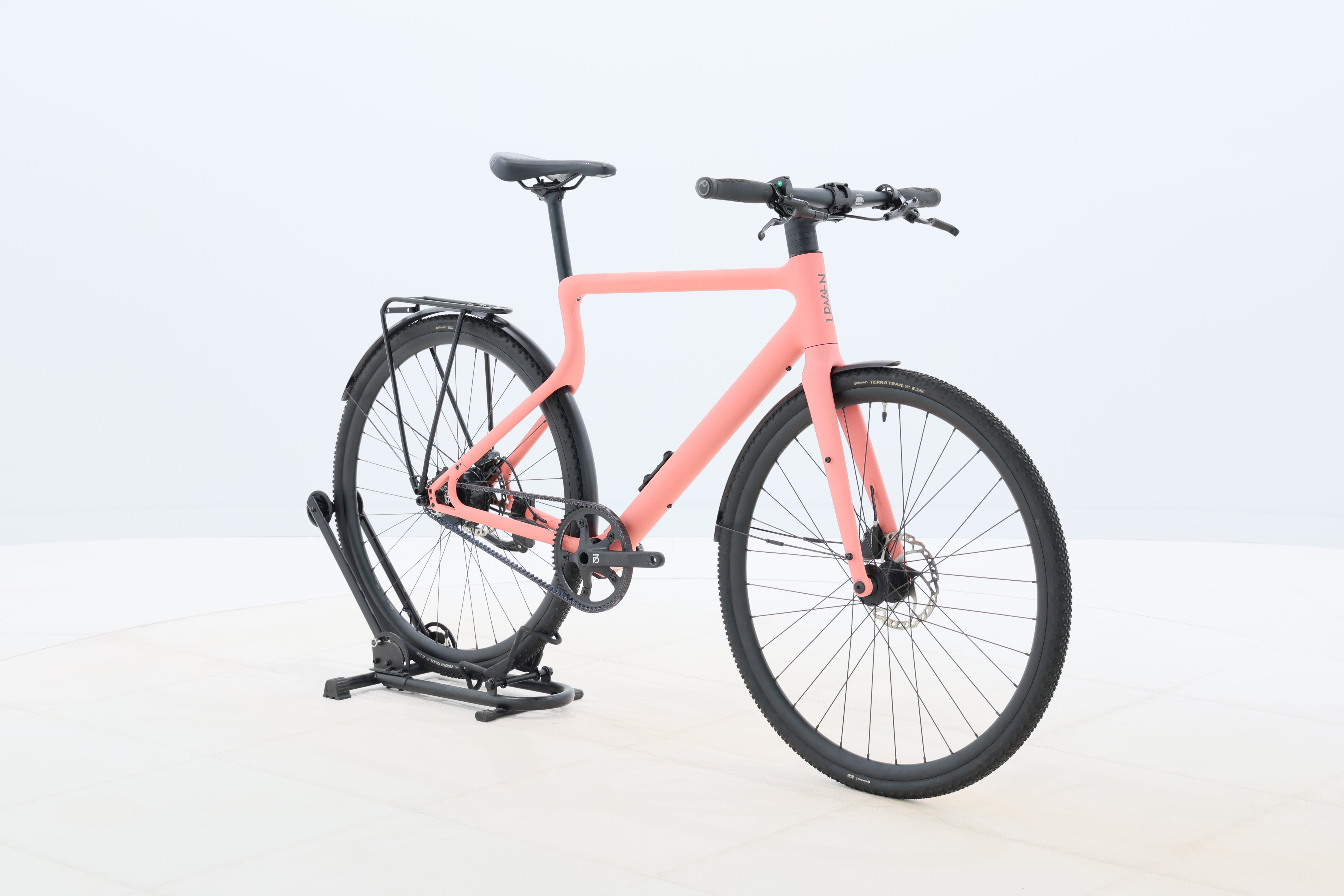 d3226d3d-0435-4f13-b081-3f5ebf49a43e