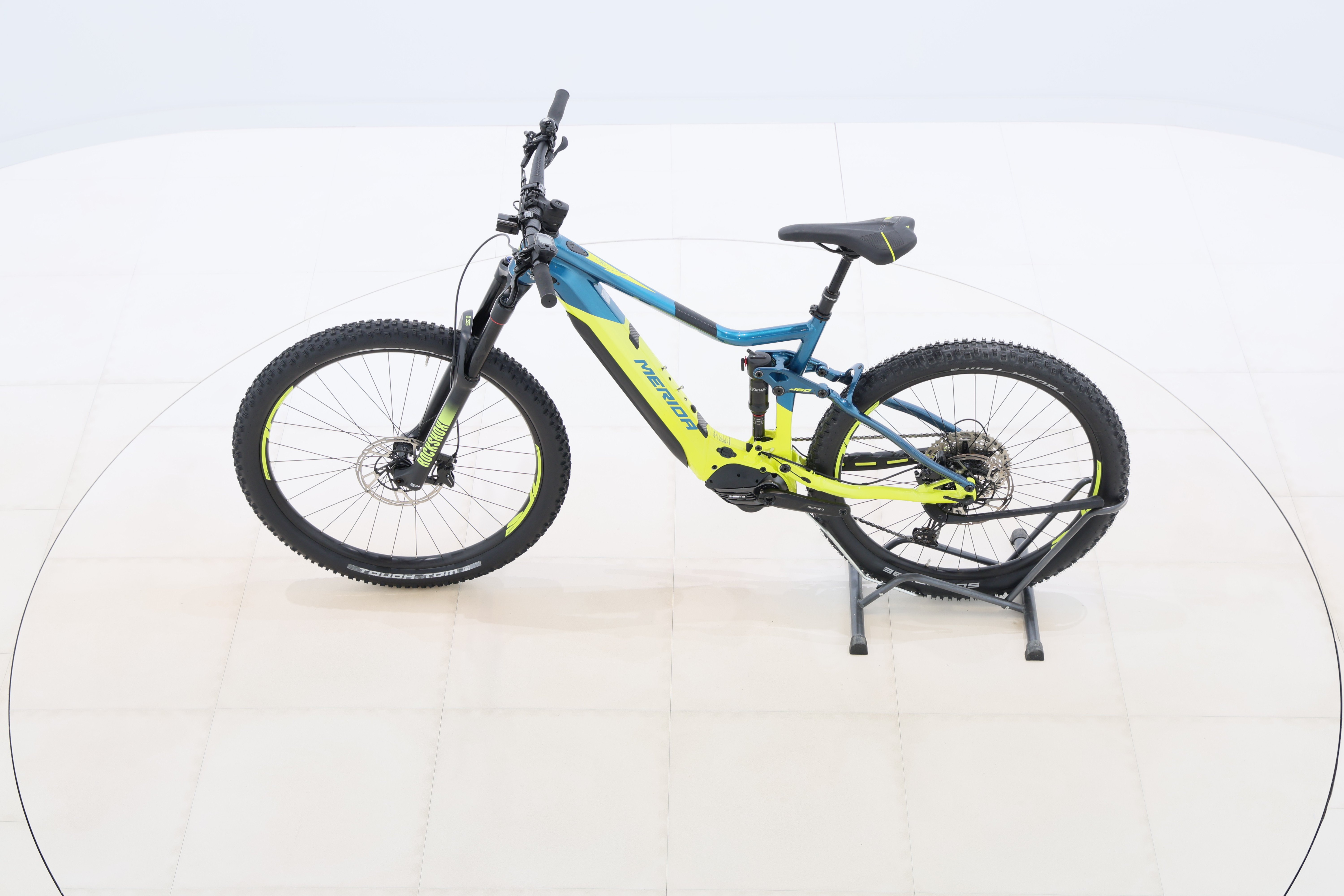 3e3d09f4-383f-4bf6-8579-15506d7aa478