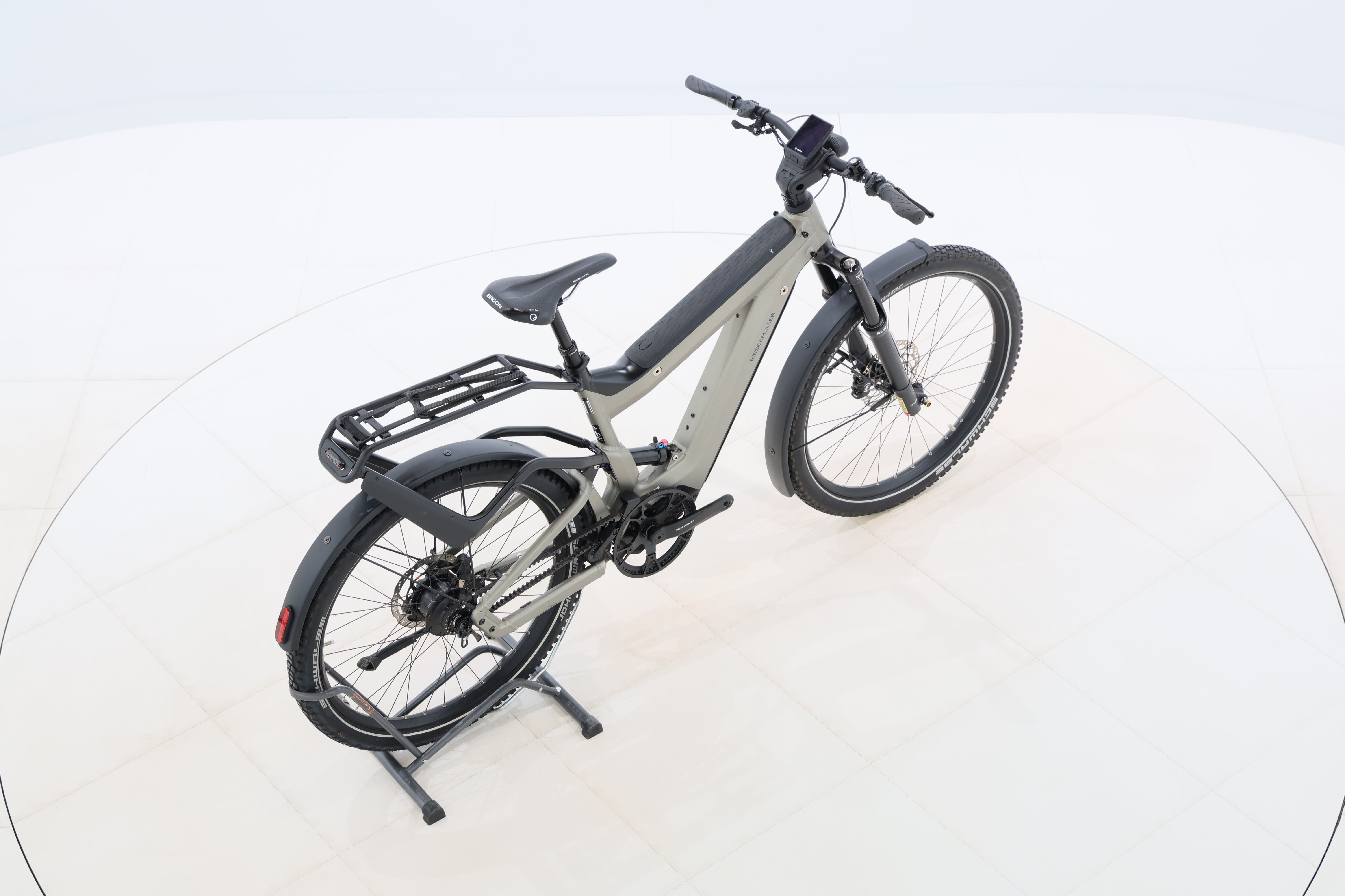 04cca609-b505-4ddb-a736-3cfa97a24fad