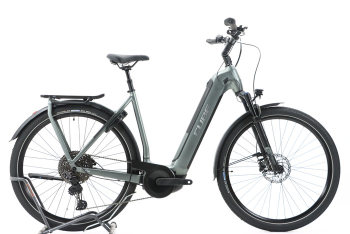 Cube KATHMANDU HYBRID PRO 750 2024