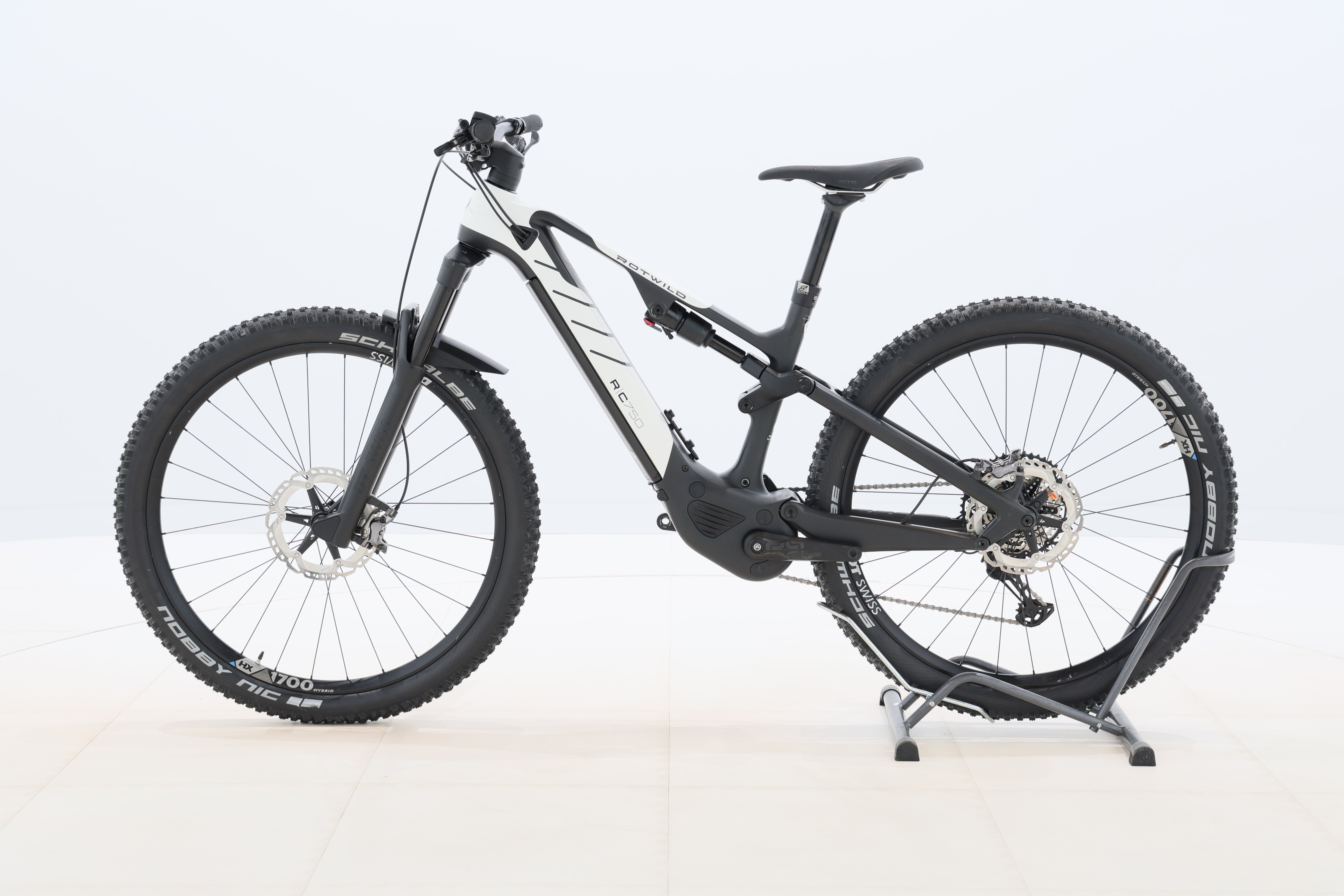 4ff5bdc6-26f7-44b7-bc0b-8ebde58a13fb